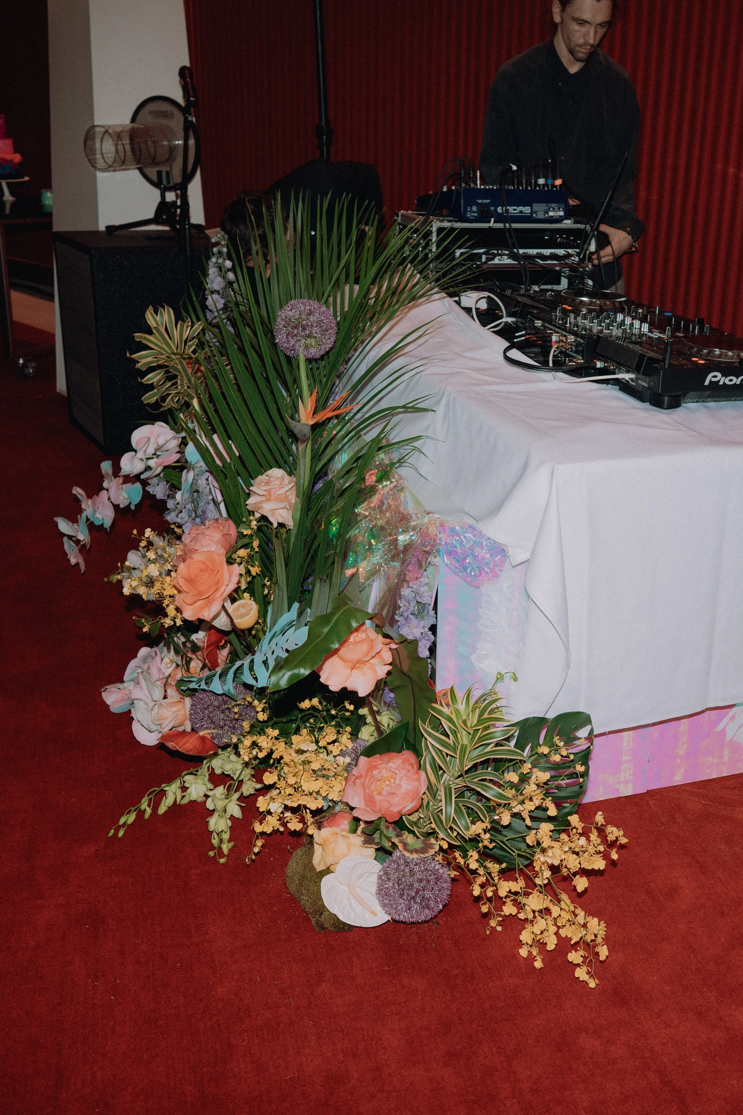 Genevieve+Roxie_TWA_Hotel_Wedding_ChelliseMichaelPhotography_NYC-2457.jpg