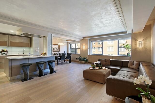 #JustListed at 40 East 78th street! 
This immaculate 1,283 square feet 1 bedroom/2 Bathroom was converted from a 2 bedroom and renovated with the finishers materials. From the Italian kitchen cabinetry to the English wide-plank white oak flooring, wo