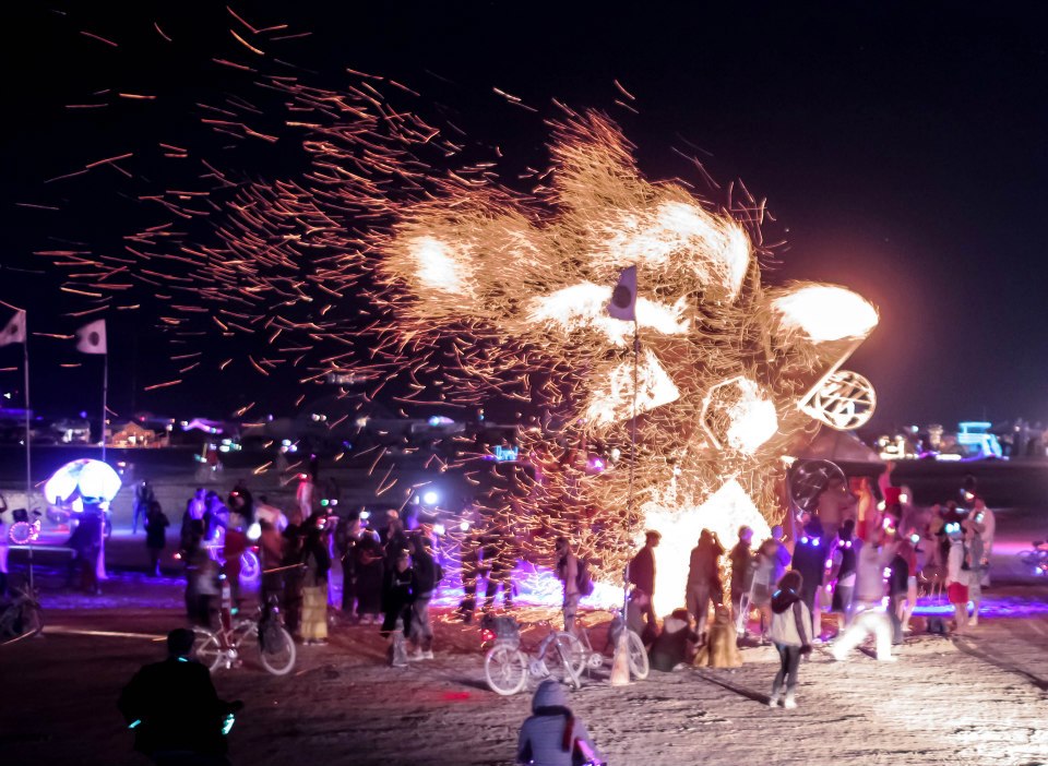 24/7 time star burns wild @ Burning Man 2012