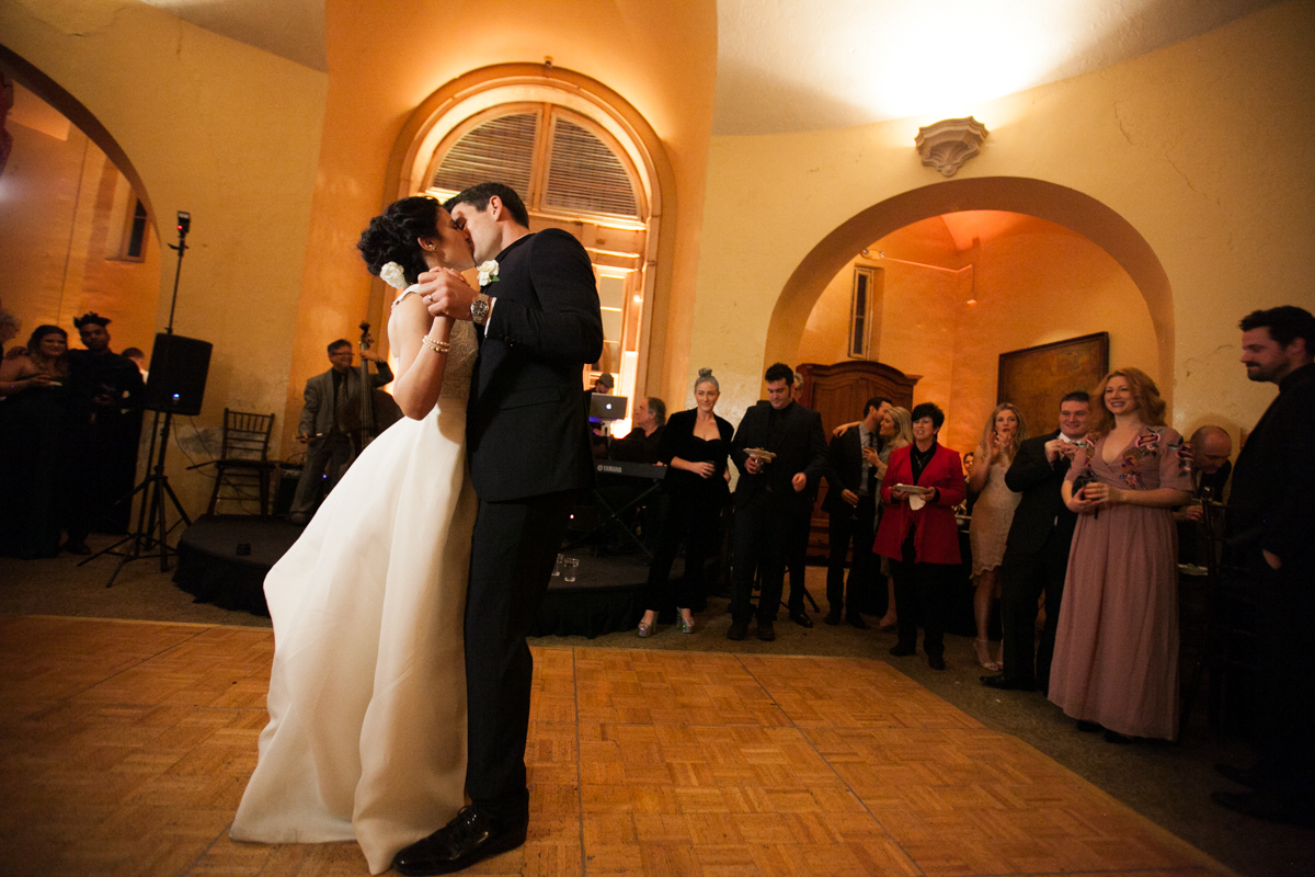 New Orleans weddings first dance