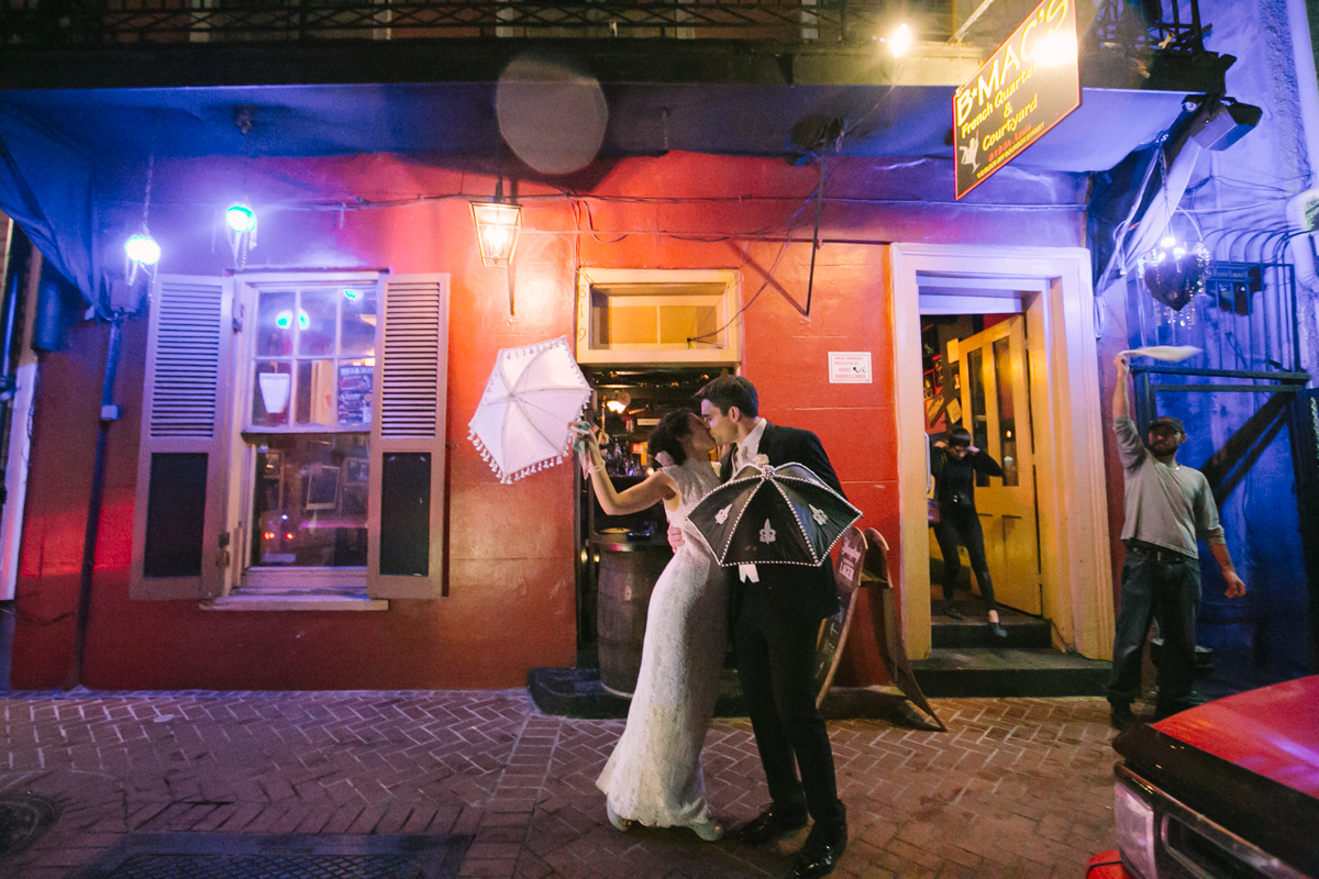 New Orleans wedding second line
