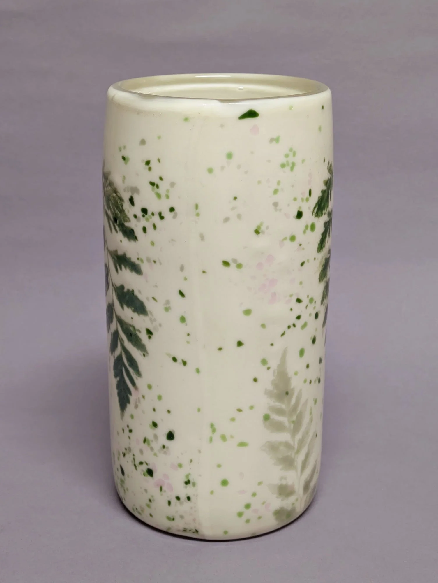 SHD ivory fern vase back 26.jpg