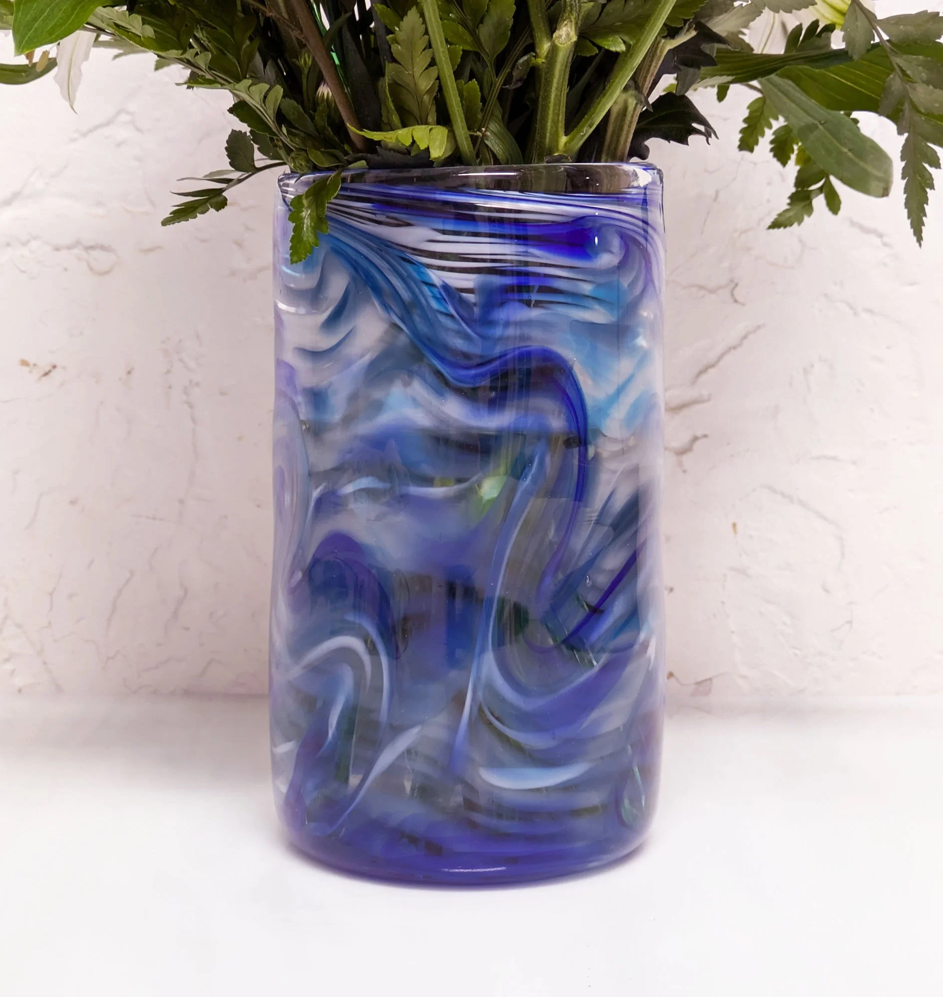 MD26 large vase 1.jpg