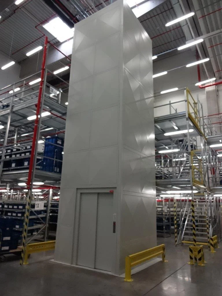 Hydraulický nákladní výtah ŠKODA Kvasiny