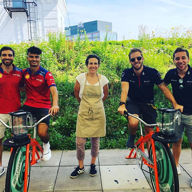 Sweetcycle hosts a smoothie race for two teams from the @fiaformulae race in Red Hook.  Two teams, @envisionvirginracing &mdash; Sam Bird and Robin Frijns and @mahindraracing &mdash; Jerome D&rsquo;Ambrosi and Pascal Wehrlein competed for the best sm