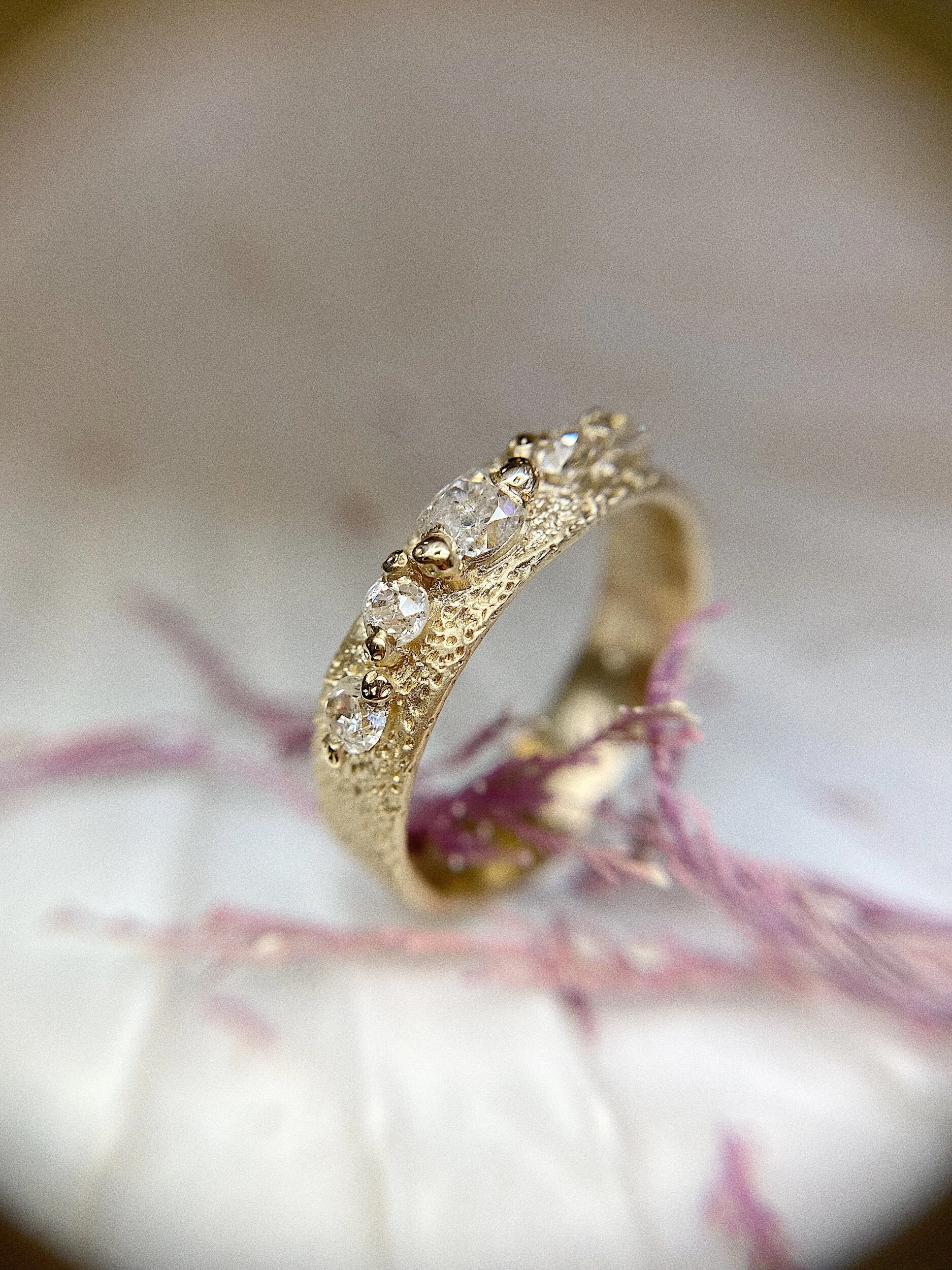 7054D4AC-40FF-495E-A8EE-0929DE719F1F