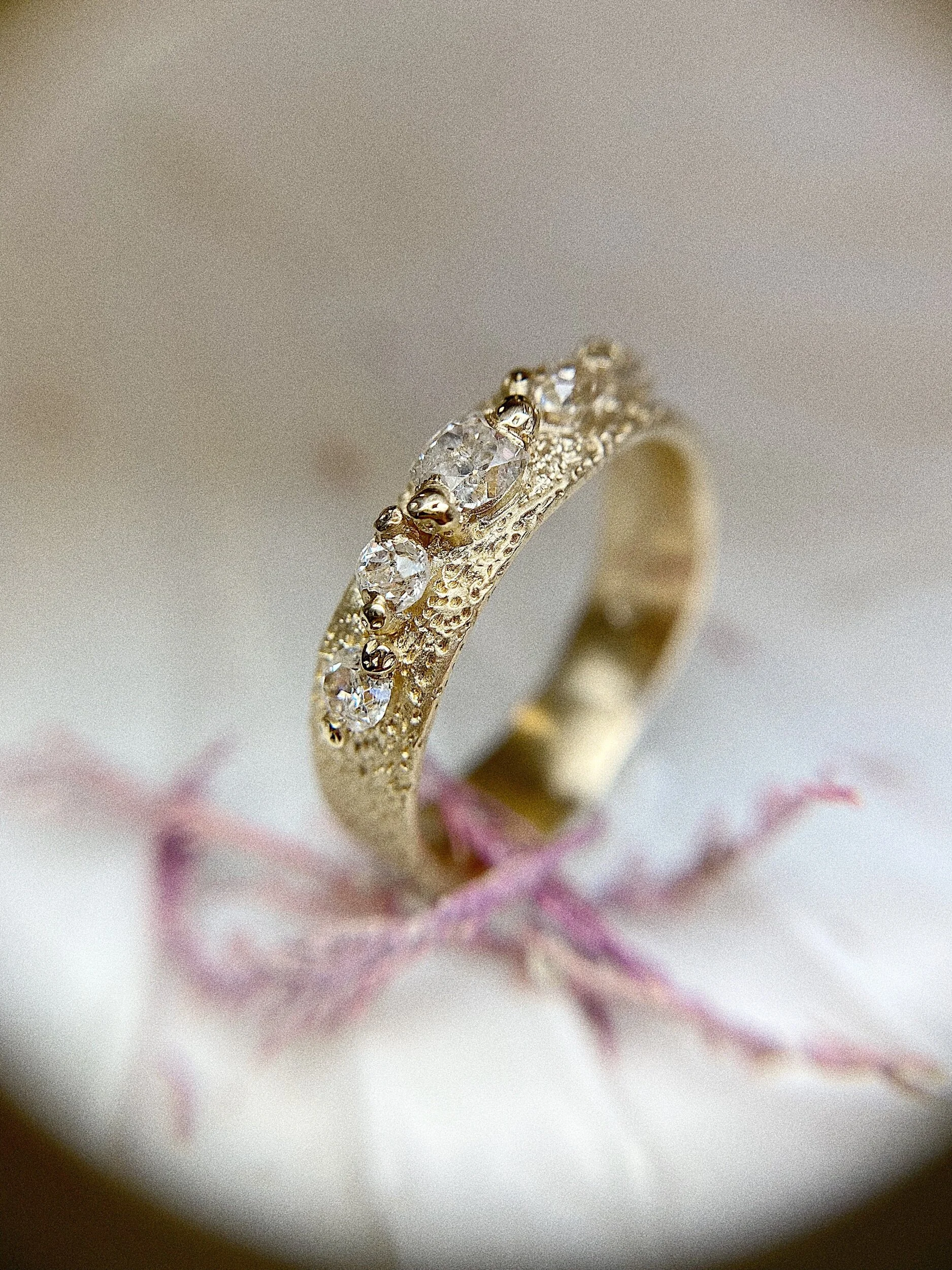 6EB4E10C-2DD8-4D30-934F-871490CFABEC