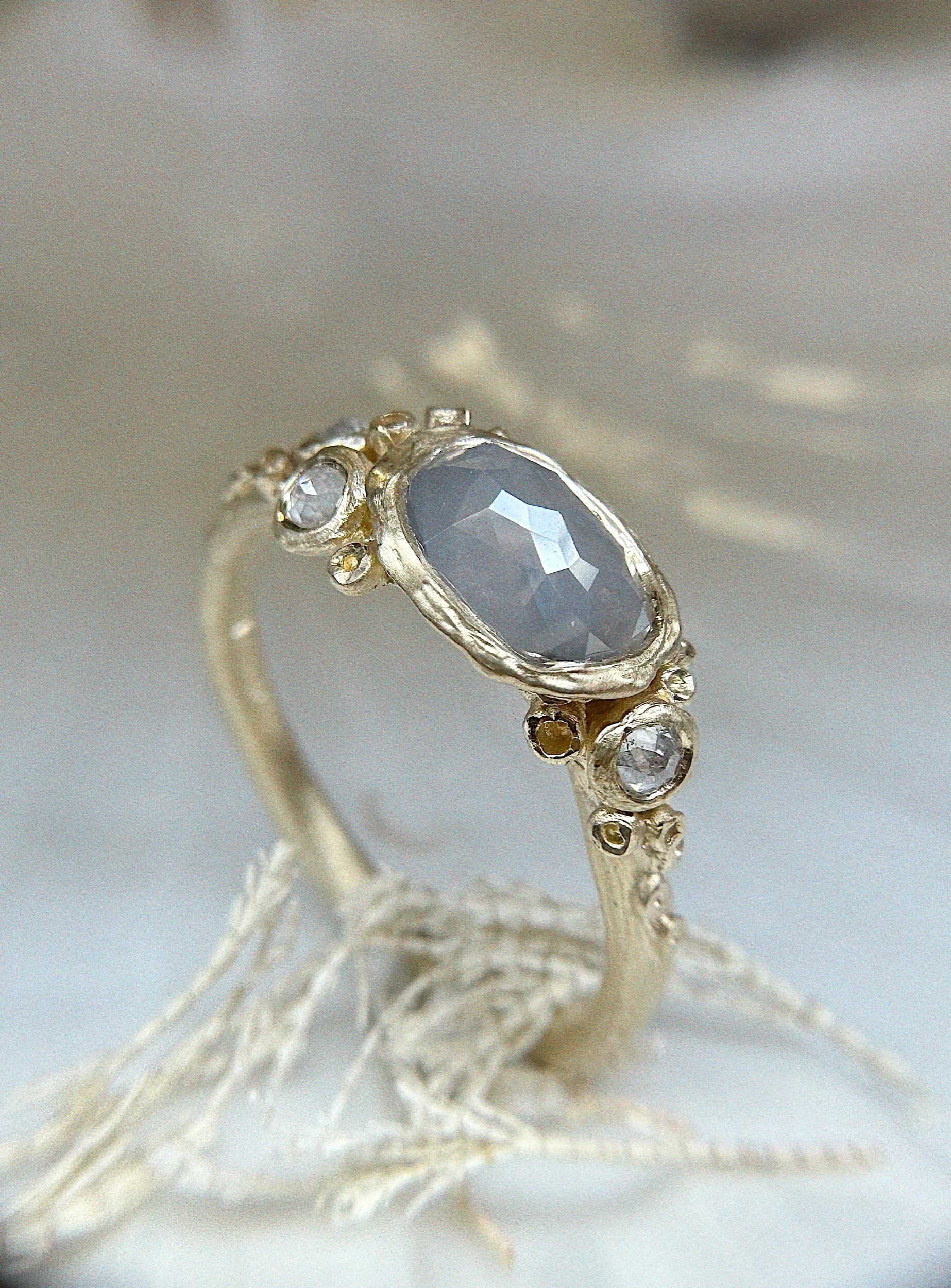 29608C74-54AE-4D8F-BD7E-5F5D8F74317E