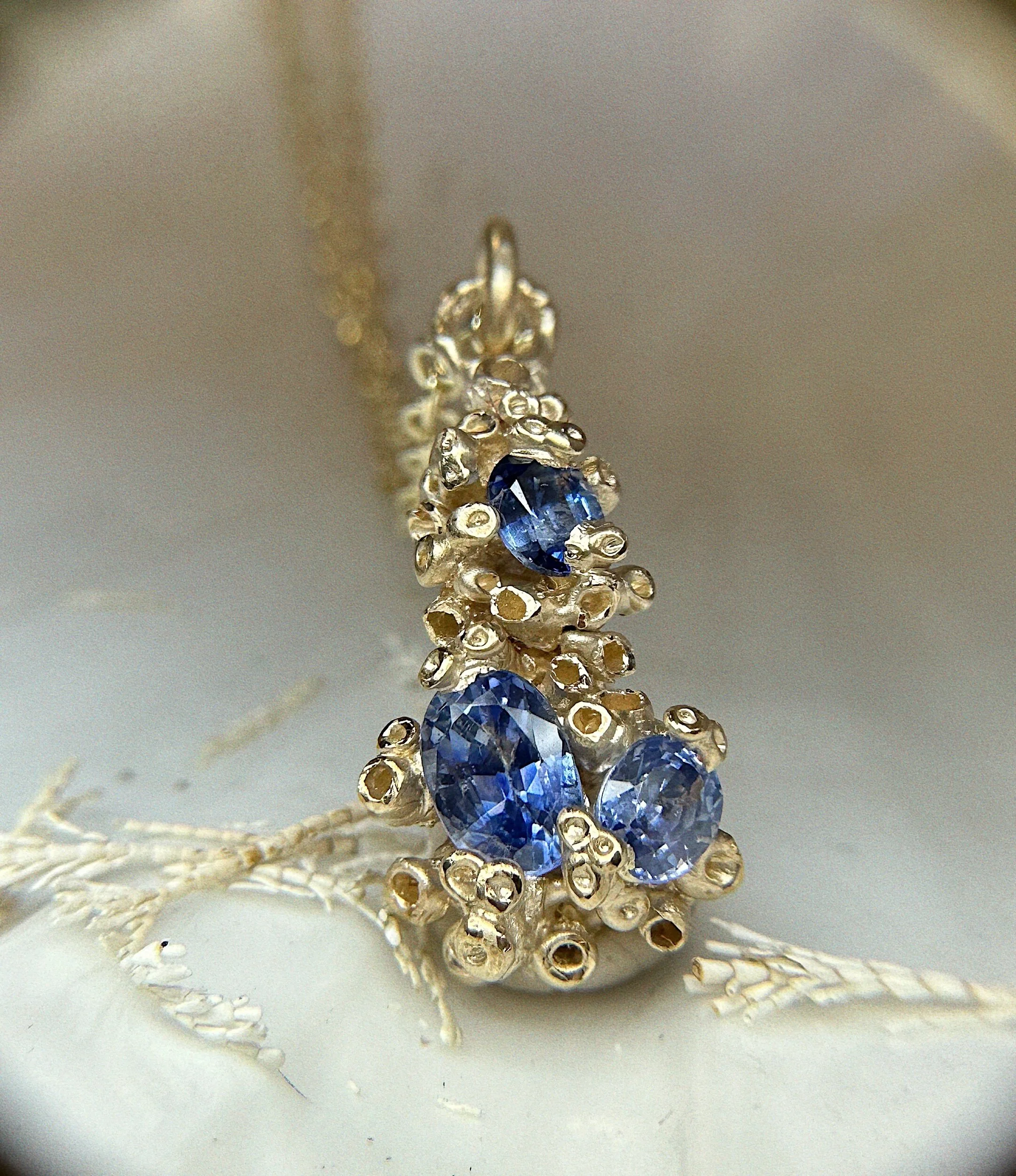 8E5F0F3D-2452-4395-8B5E-A016655AB89E