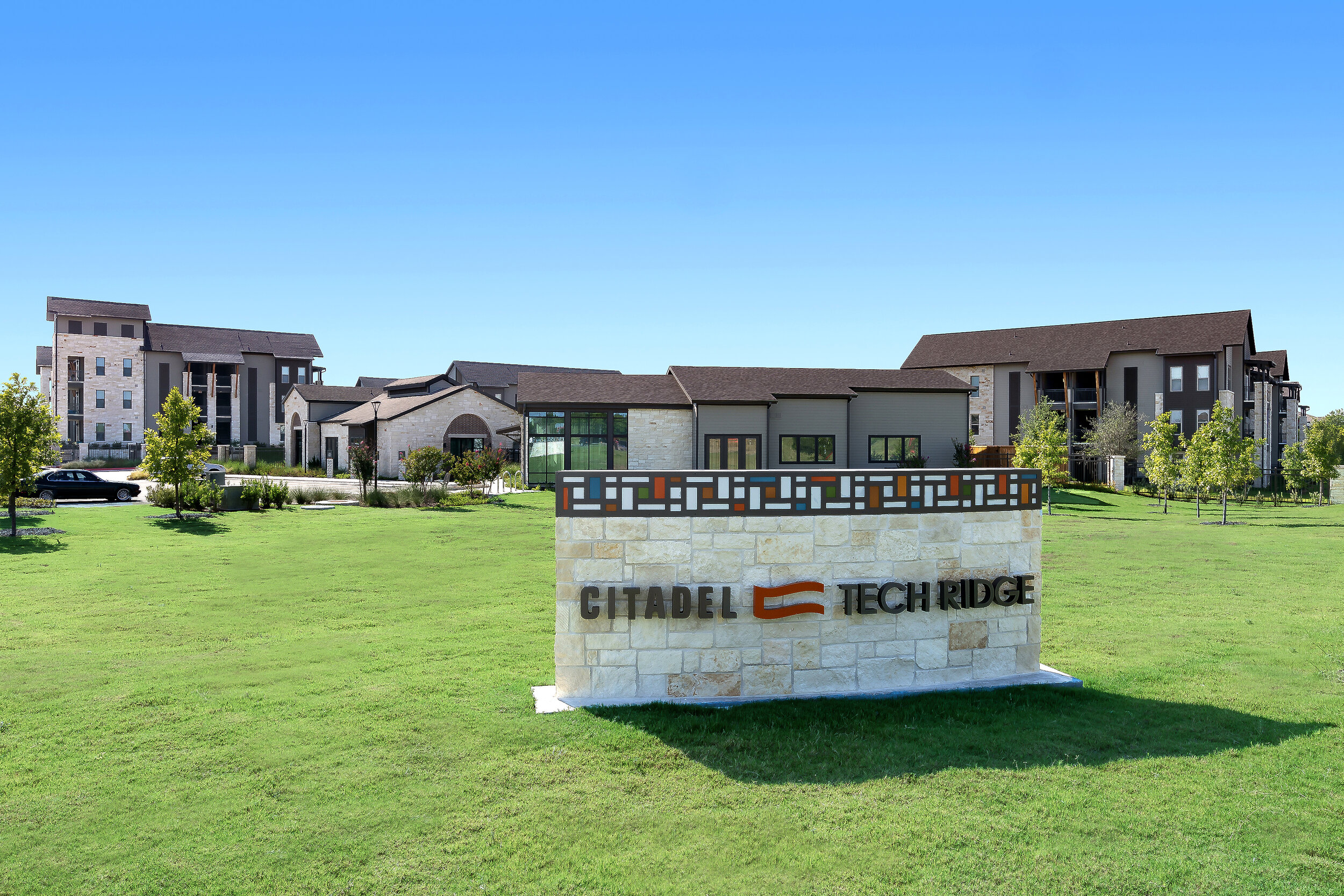 citadel at tech ridge 002.jpg