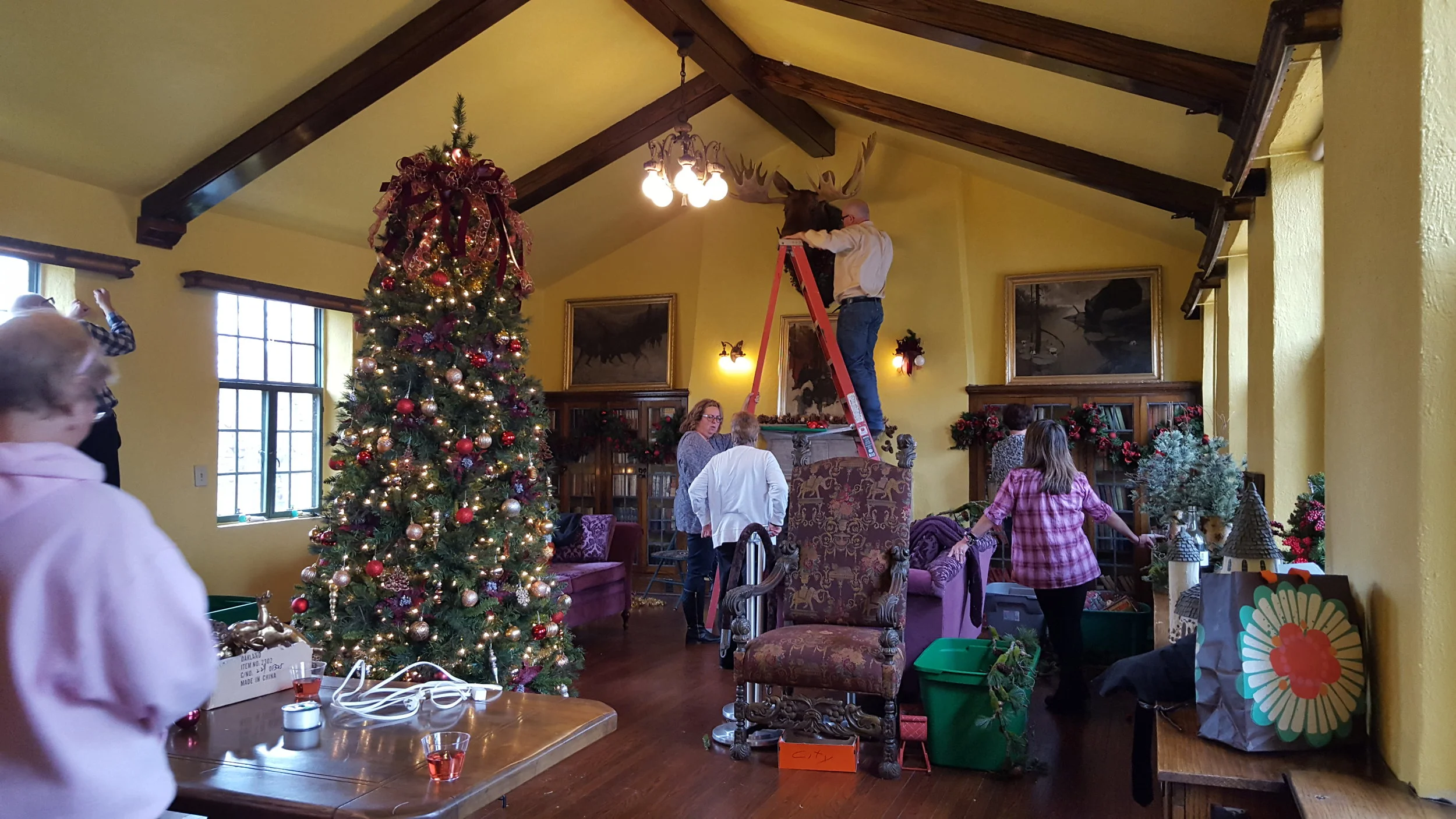 Decorate Curwood Castle for the Christmas Holiday Season