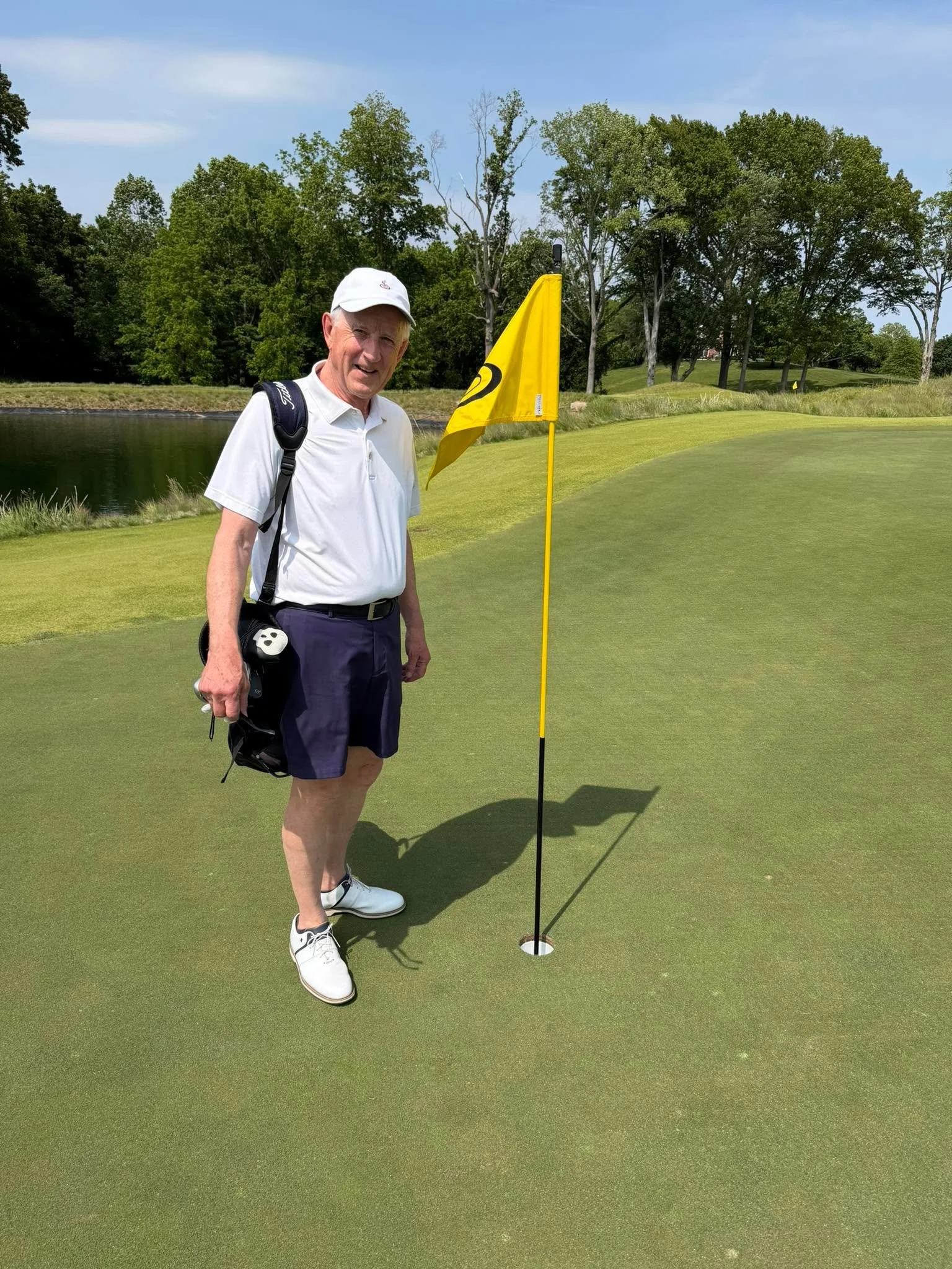 Hole in one for the man Michael Cowles. #1 Sinkhole