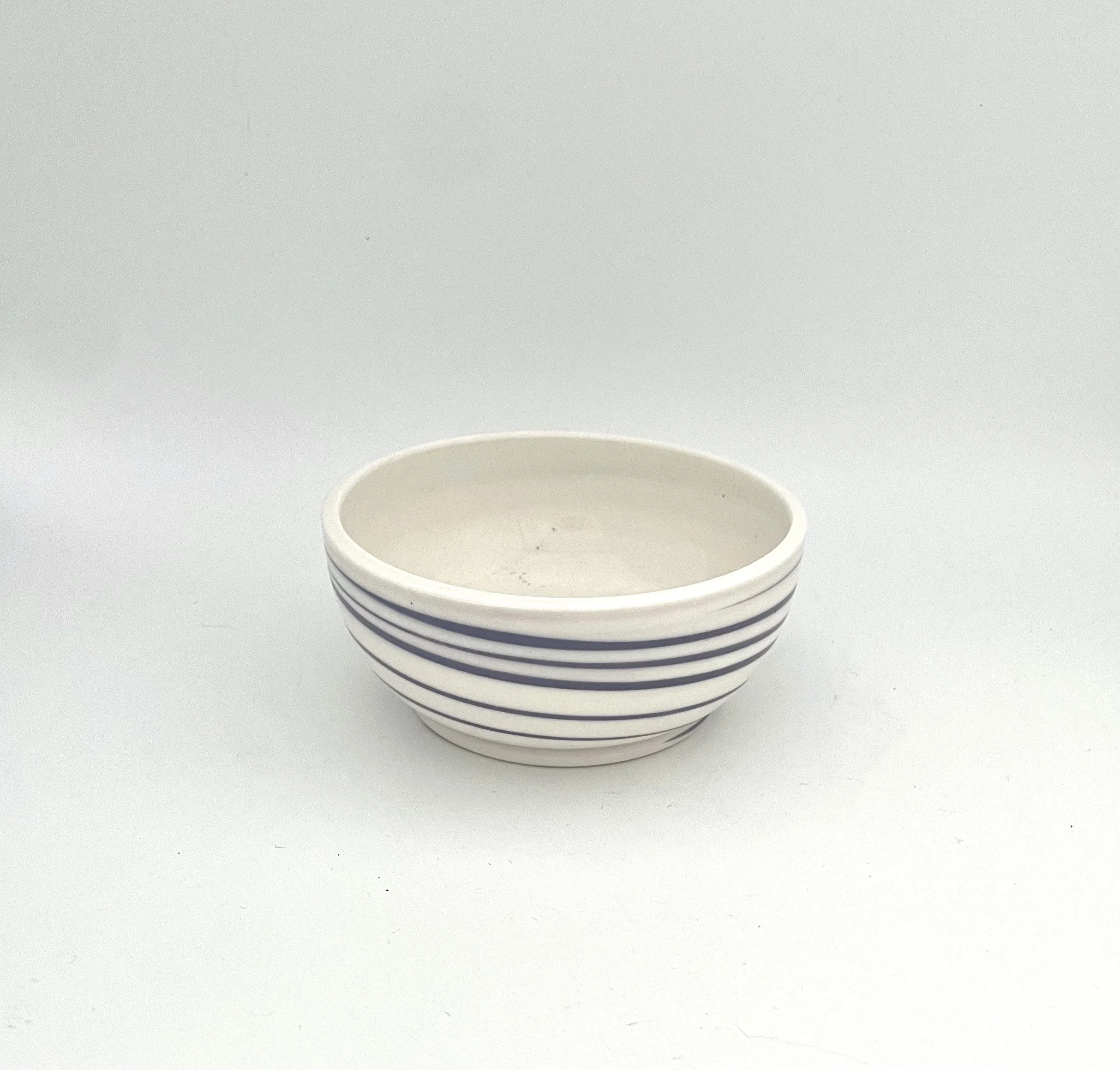 Lana small swirl bowl no hand.jpg