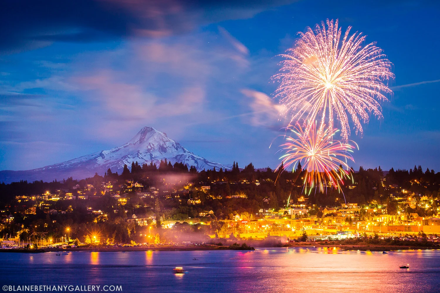 Hood River Fourth of July Fireworks with Mt Hood 