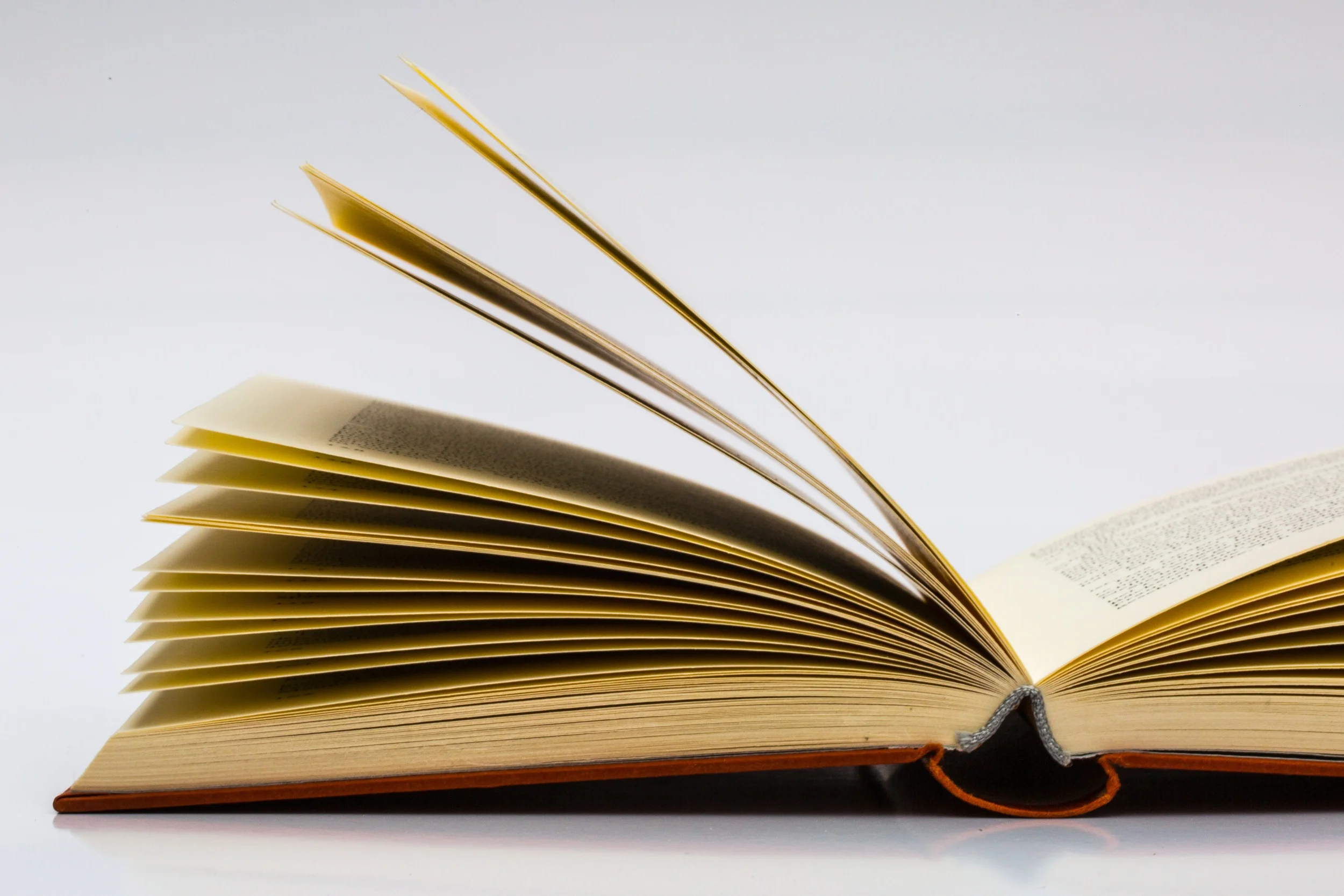 books-683897.jpg