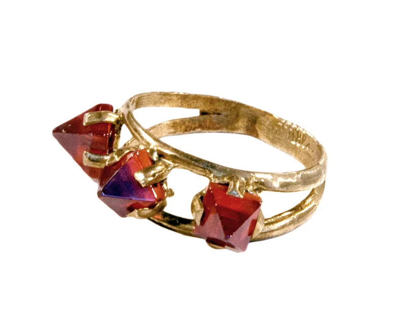 CROP.triarch.ring.red.2.jpg