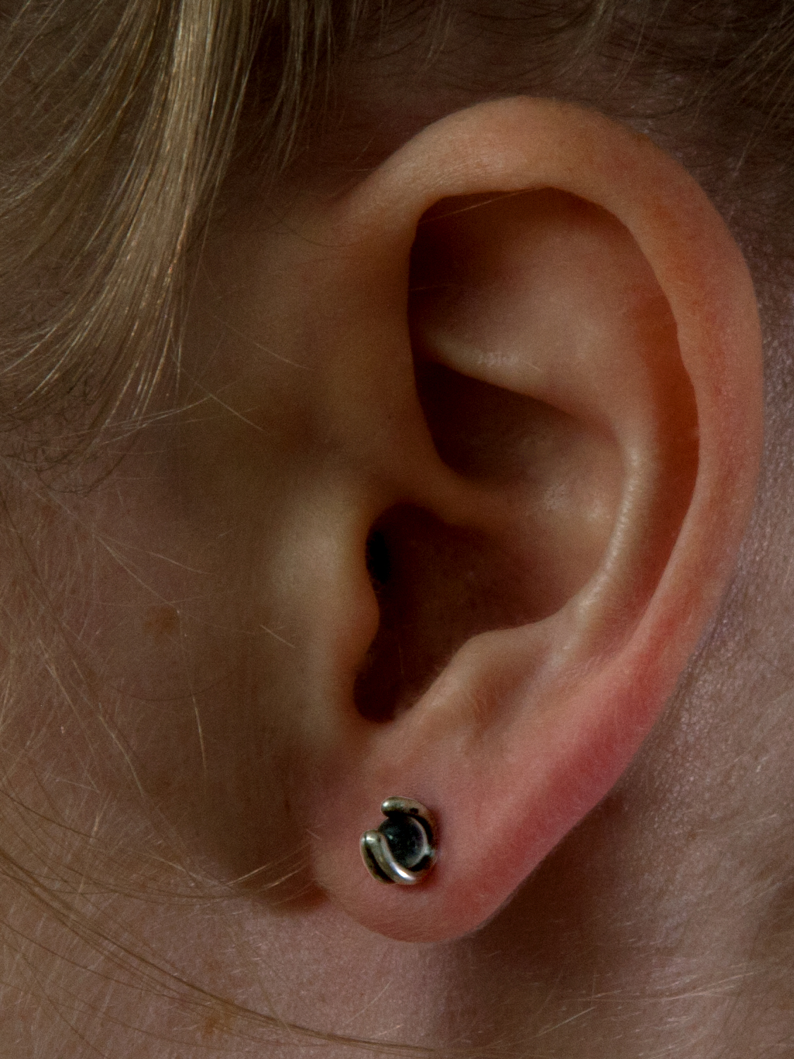 sphere.earring.model.jpg