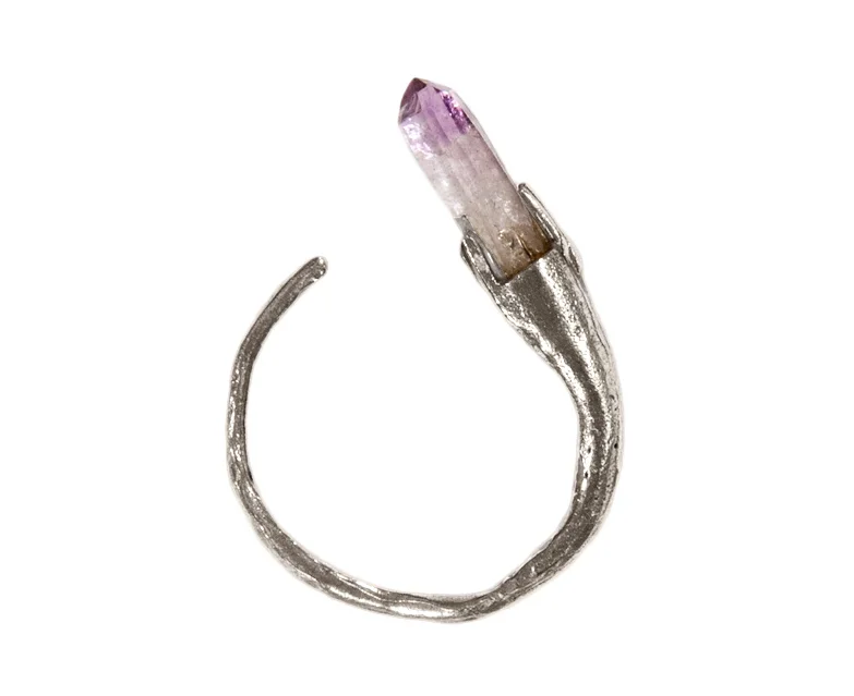 CROP.eros.point.ring.silver.jpg