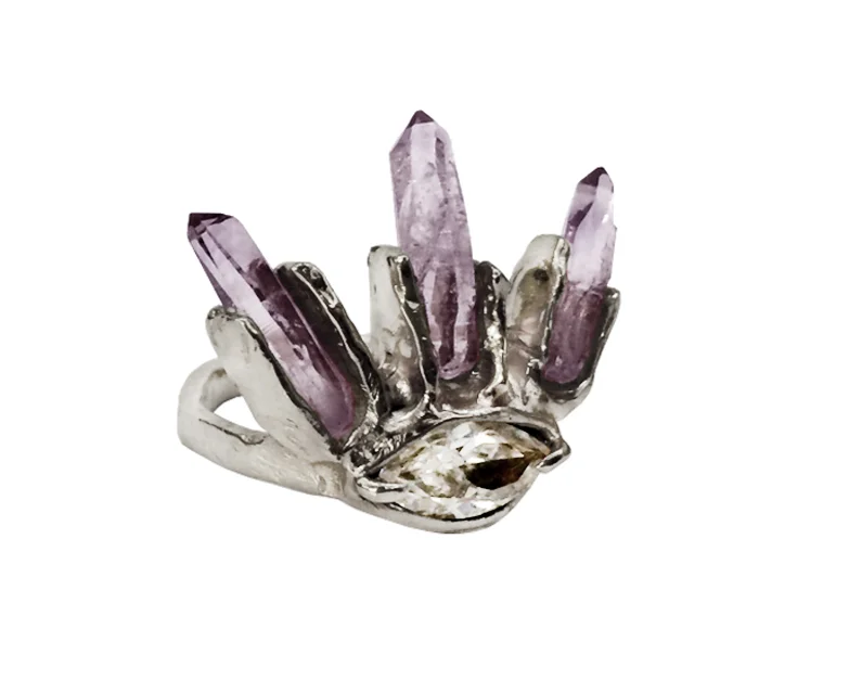 CROP.invisible.eye.ring.silver.jpg
