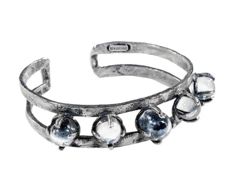CROP.mata.cuff.quartz.jpg