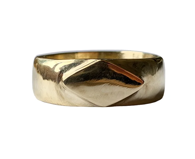 mens.diamond.ring.jpg
