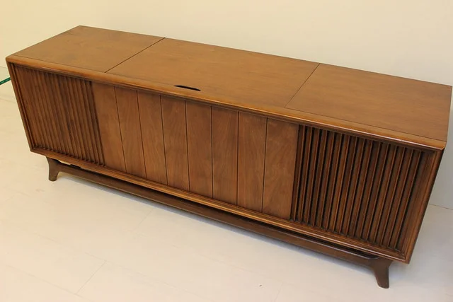 2144 Packard Bell Solid State Stereo Reord Player AM FM Radio Walnut Mid Century Modern Hi Fi_04.jpg