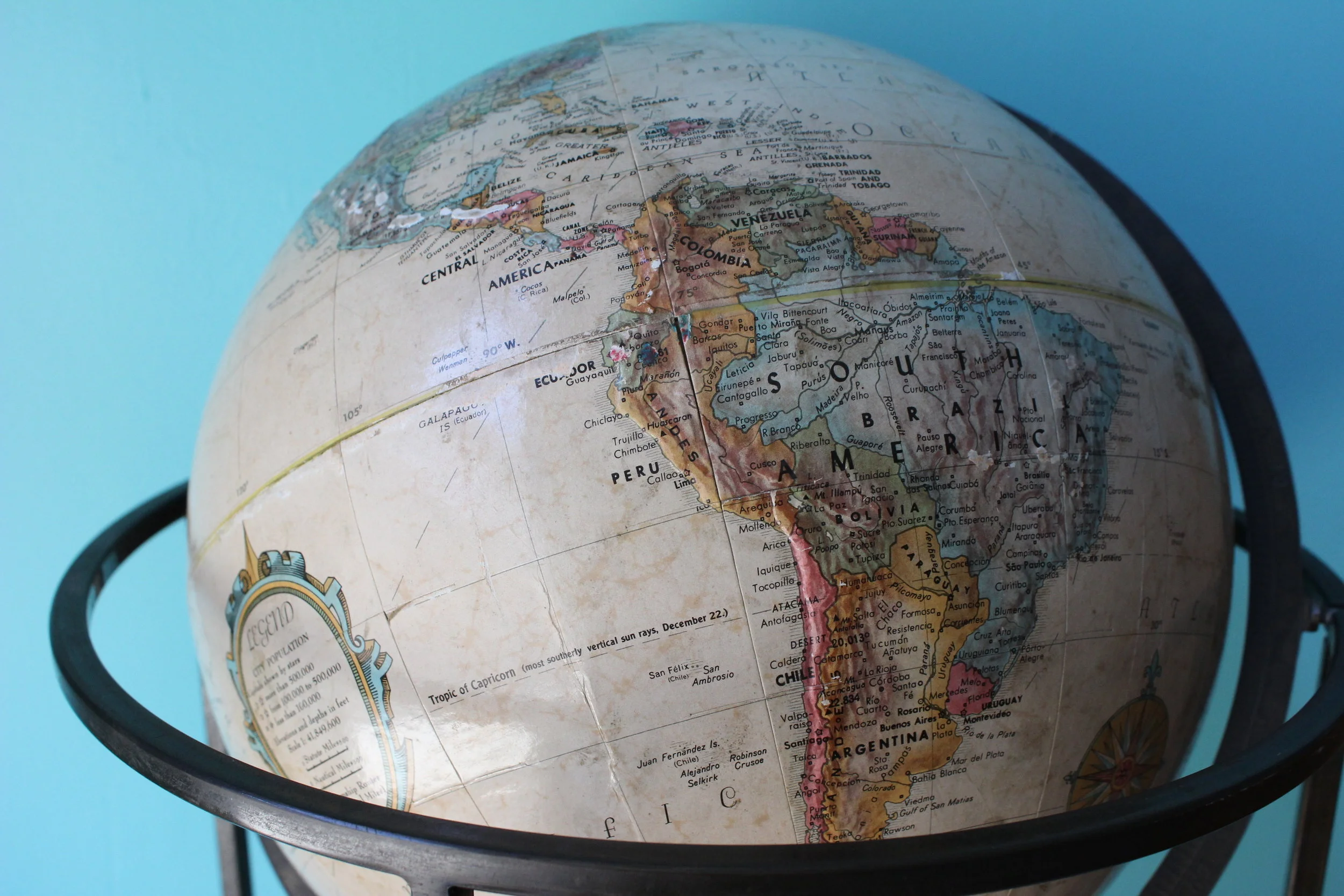 1581 globe  07.jpg