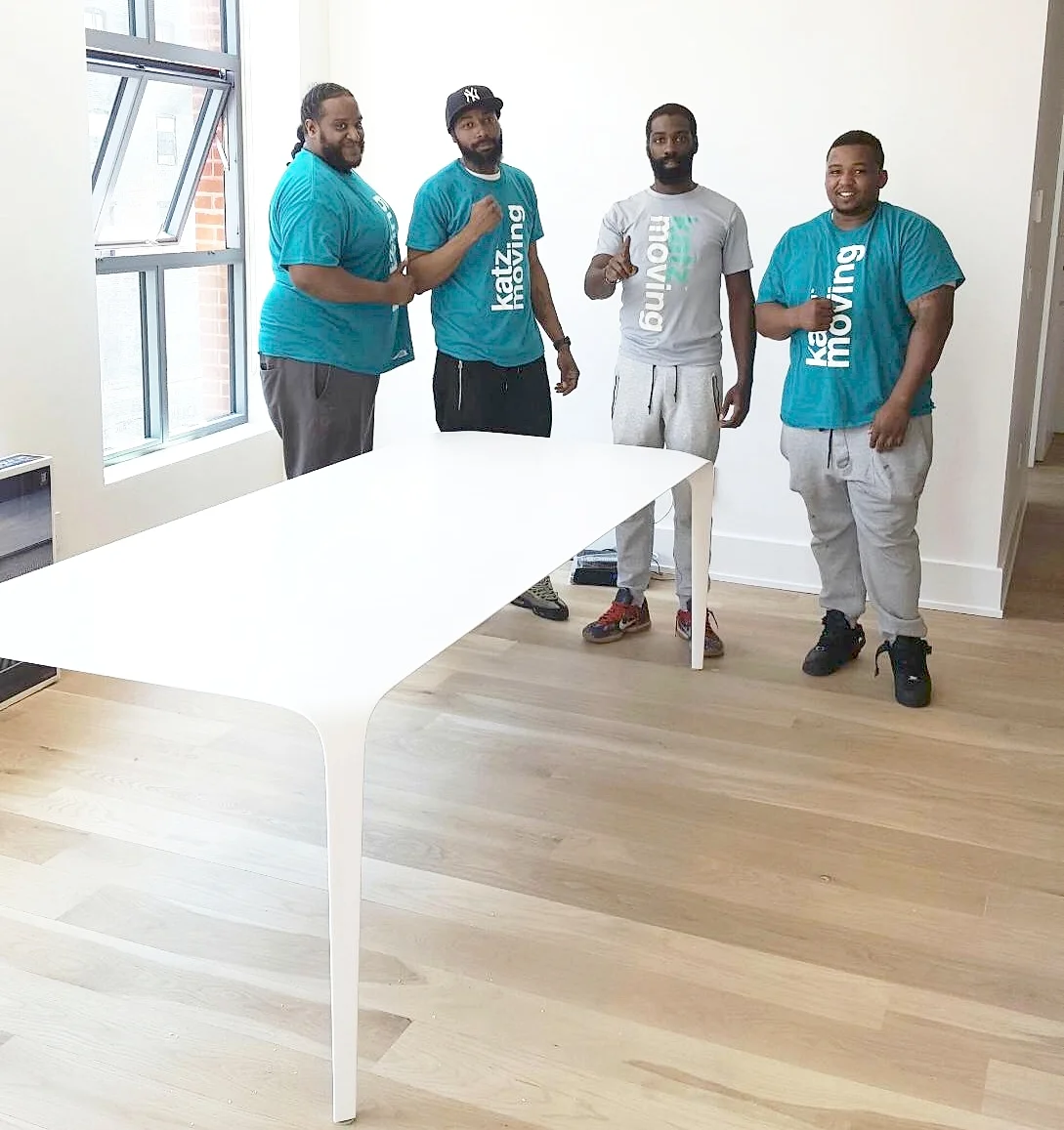 deVivre Summer Move Management Special!