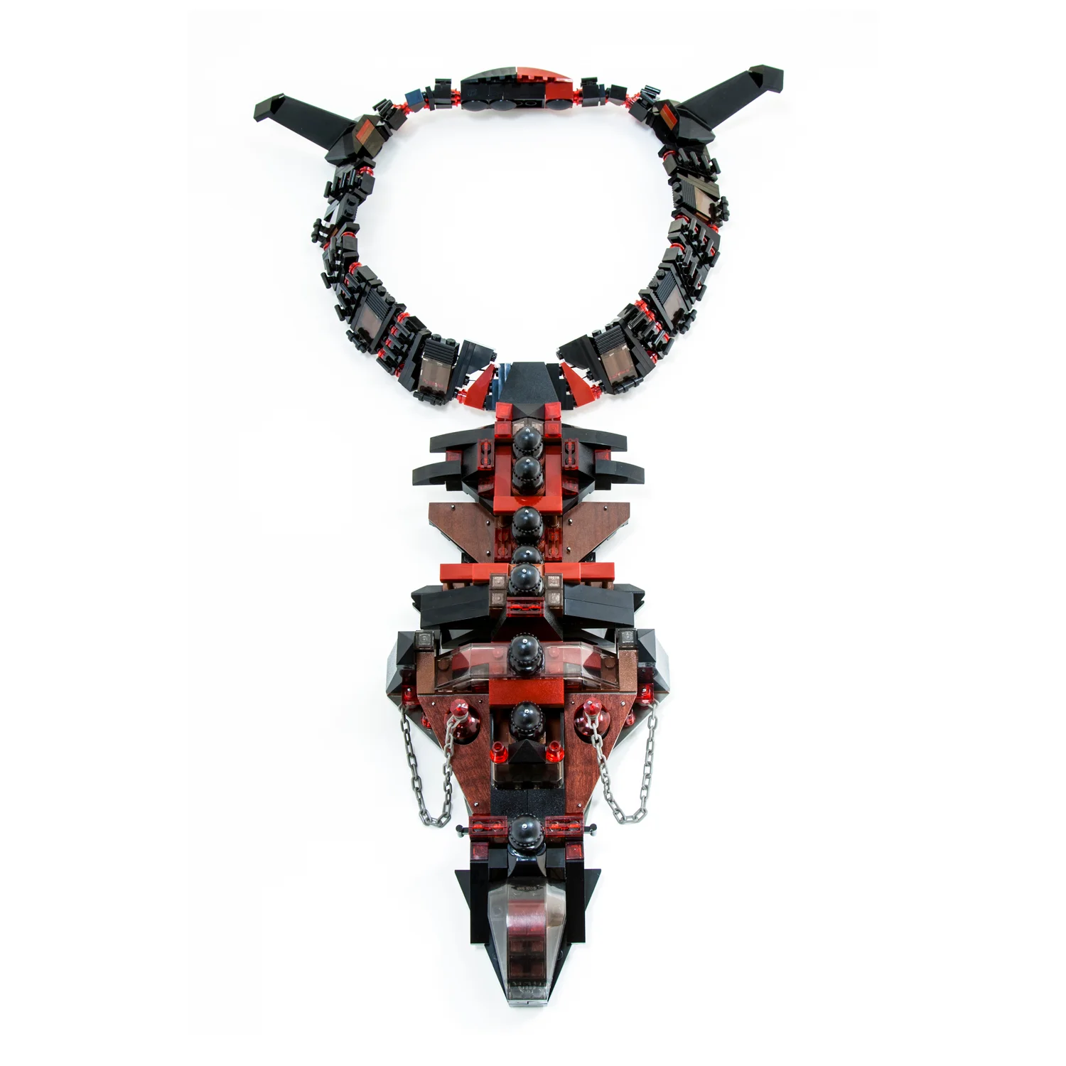 Portrait neckpiece