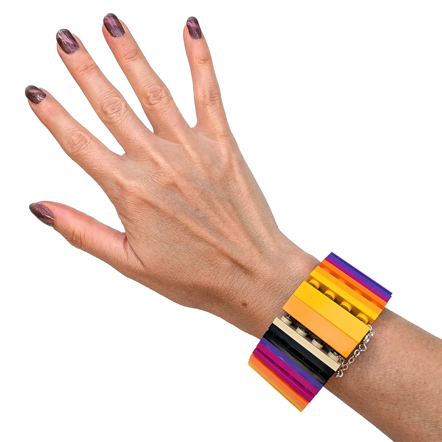 emikooreware Tropic Nights 1x4 Magnetic Bracelet on hand