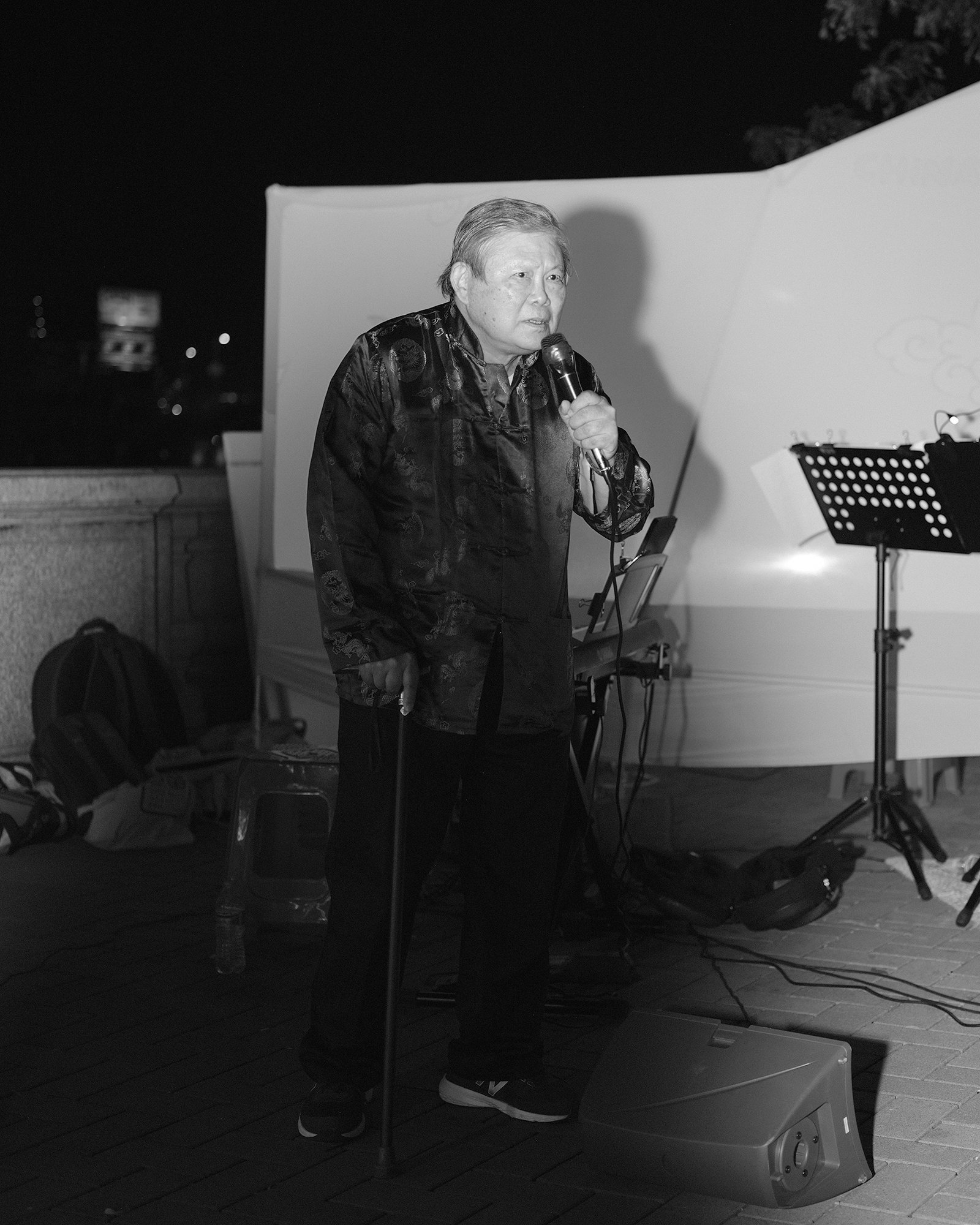 Singer at Forsyth Plaza.jpg