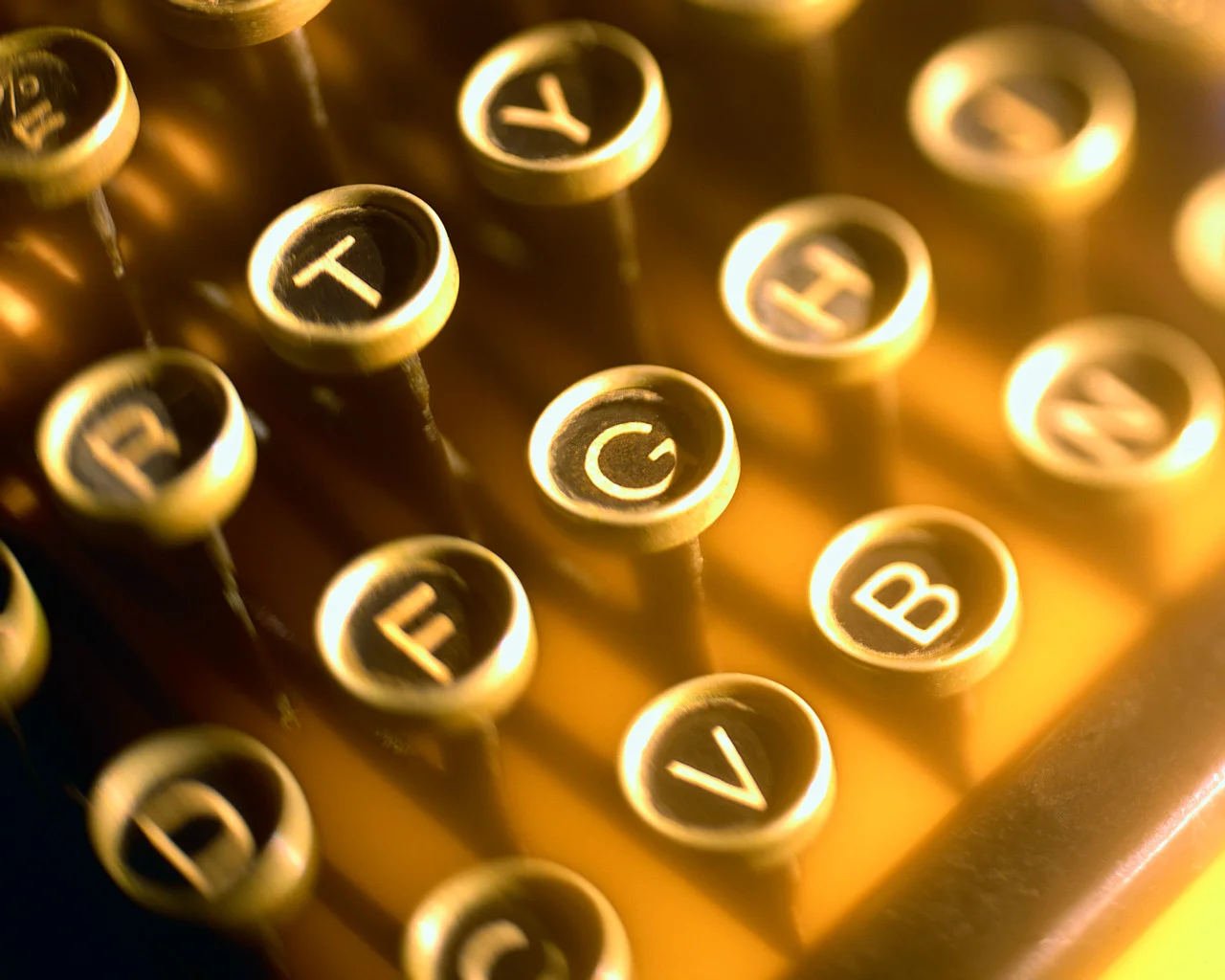 Typewriter_keys.jpg