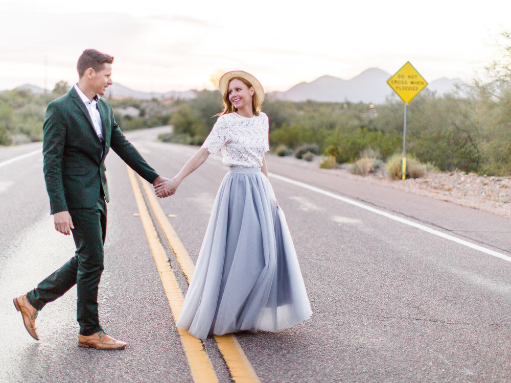See all of Maryal & Chris's Phoenix engagement session here. 
