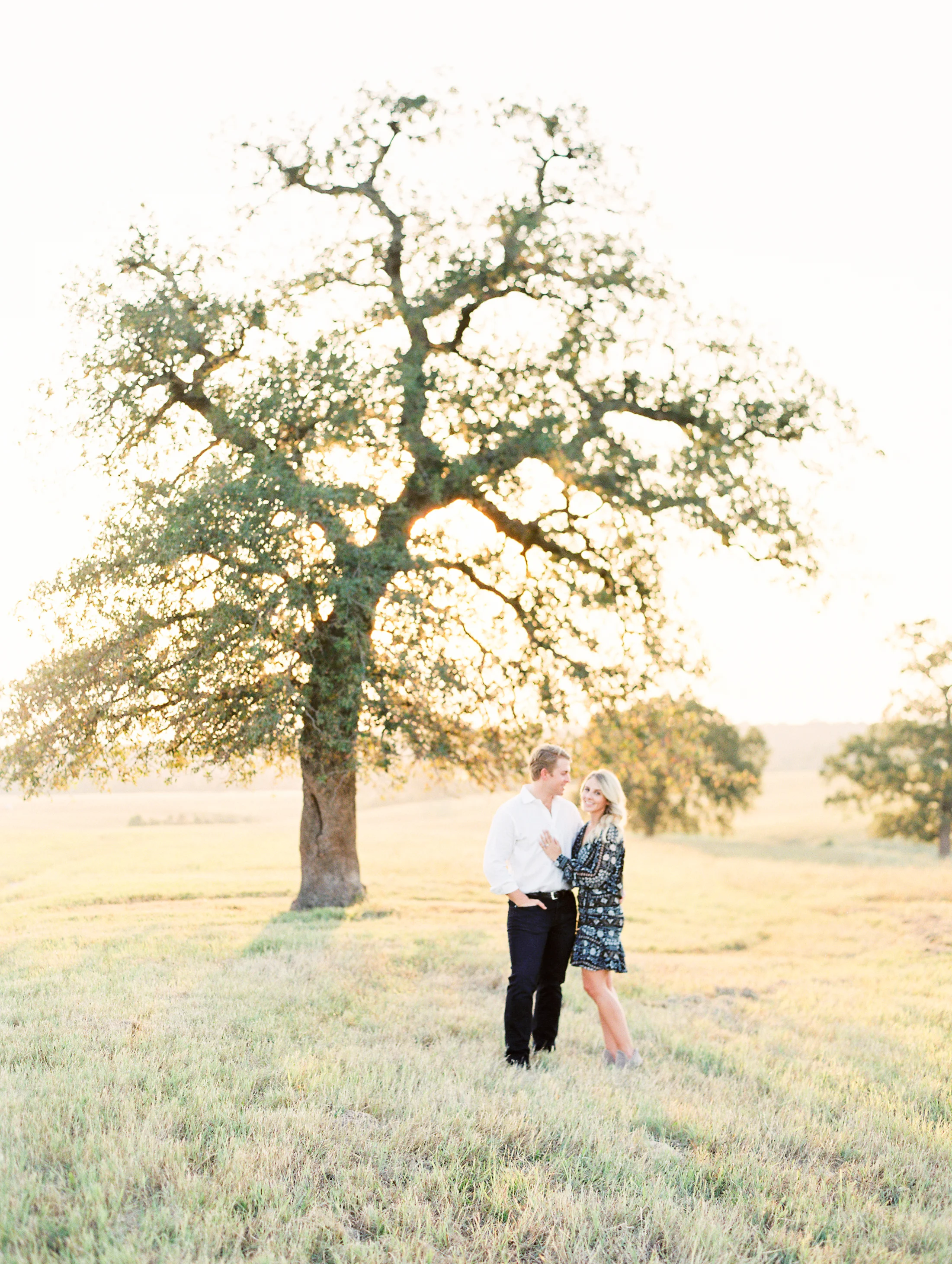 Lauren+John+Engaged+TX-43.jpg
