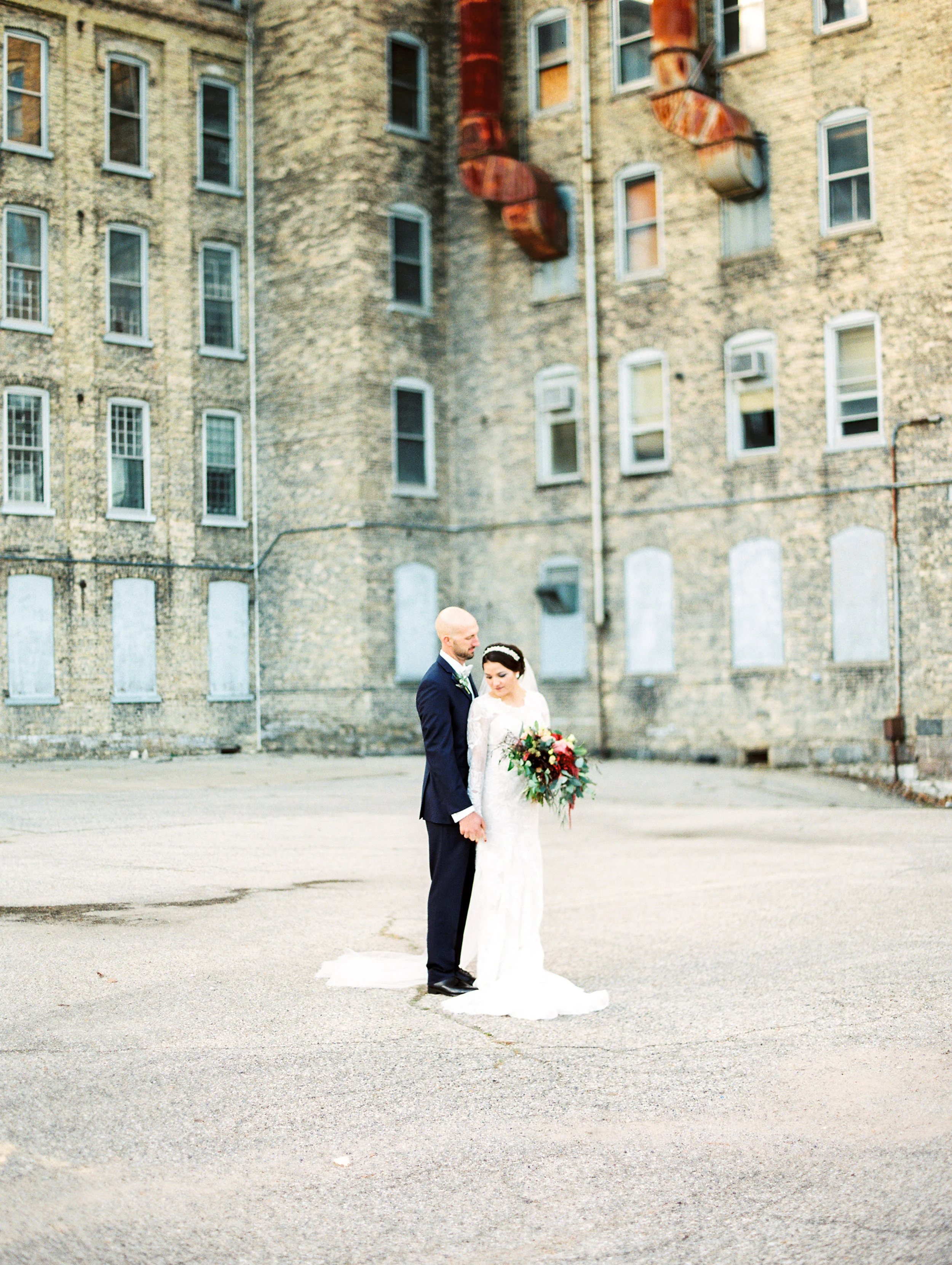 Vogelzang+Wedding+Bride+Groom-39.jpg