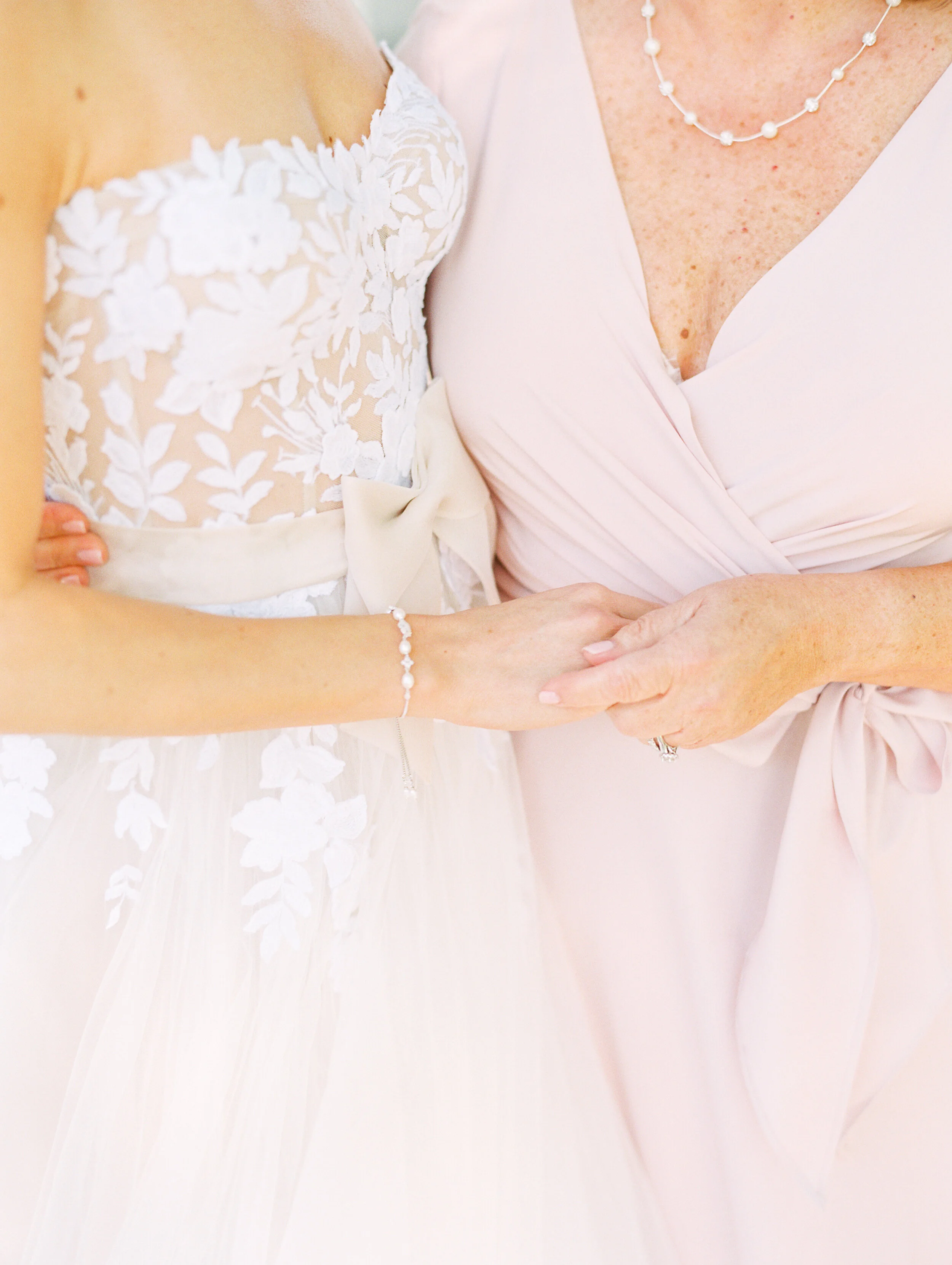 Steinlage+Wedding+Getting+Ready-101.jpg