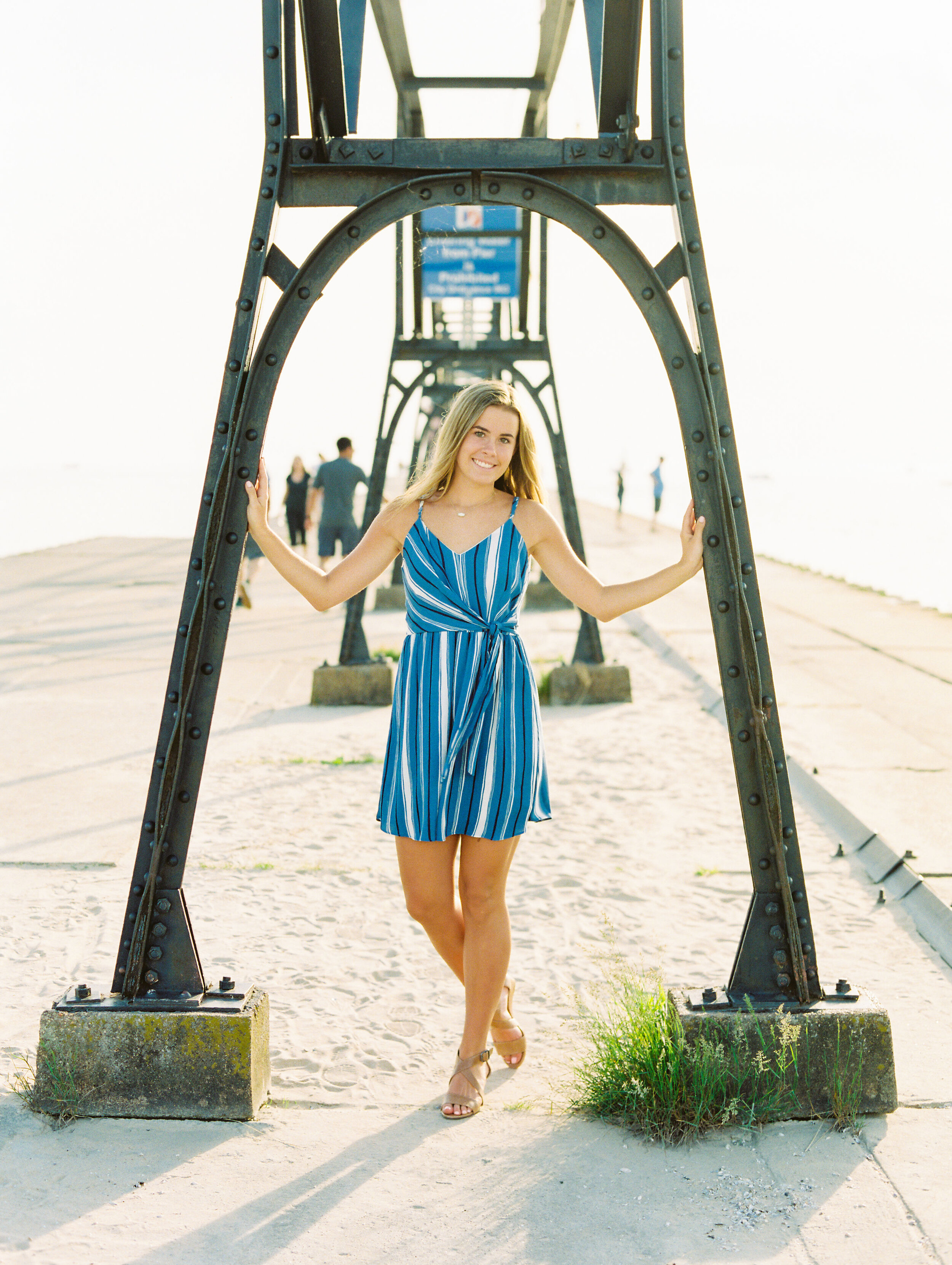 Megan+Senior+F-27.jpg