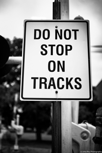 Do Not Stop of Tracks