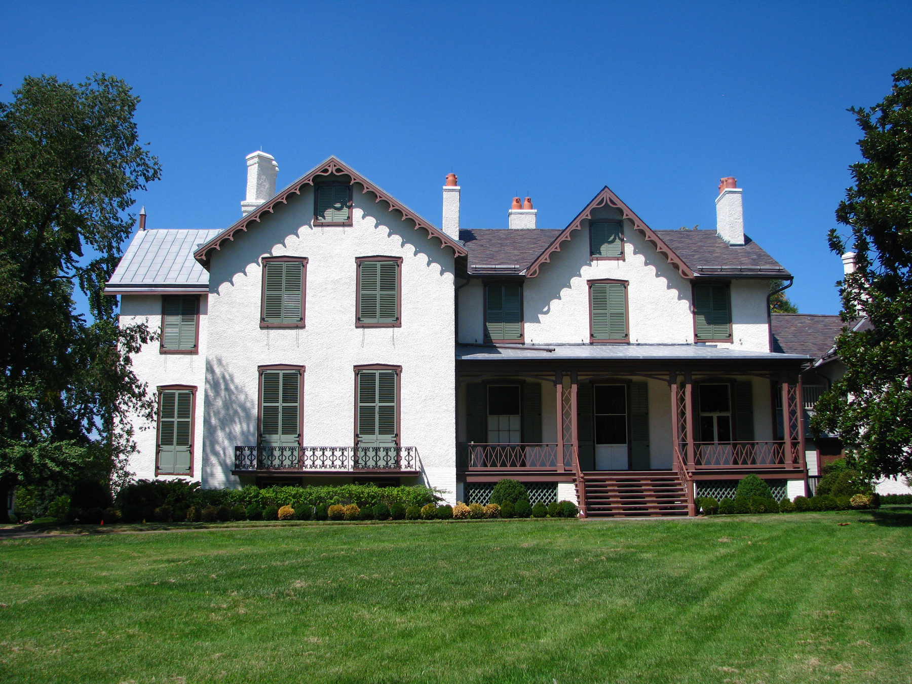 LincolnCottage.jpg