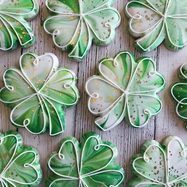 St. Patricks day is only a couple of weeks away! What kind of goodies are you making this year? Show us using #CakeCraftUSA 🍀 🌈 💚  Amazing cookies by @cadiescookies! ⠀
.⠀
.⠀
.⠀
.⠀
.⠀
#cakedecorating #cakedecorator #cakes #cakelover #cakeartist #ca