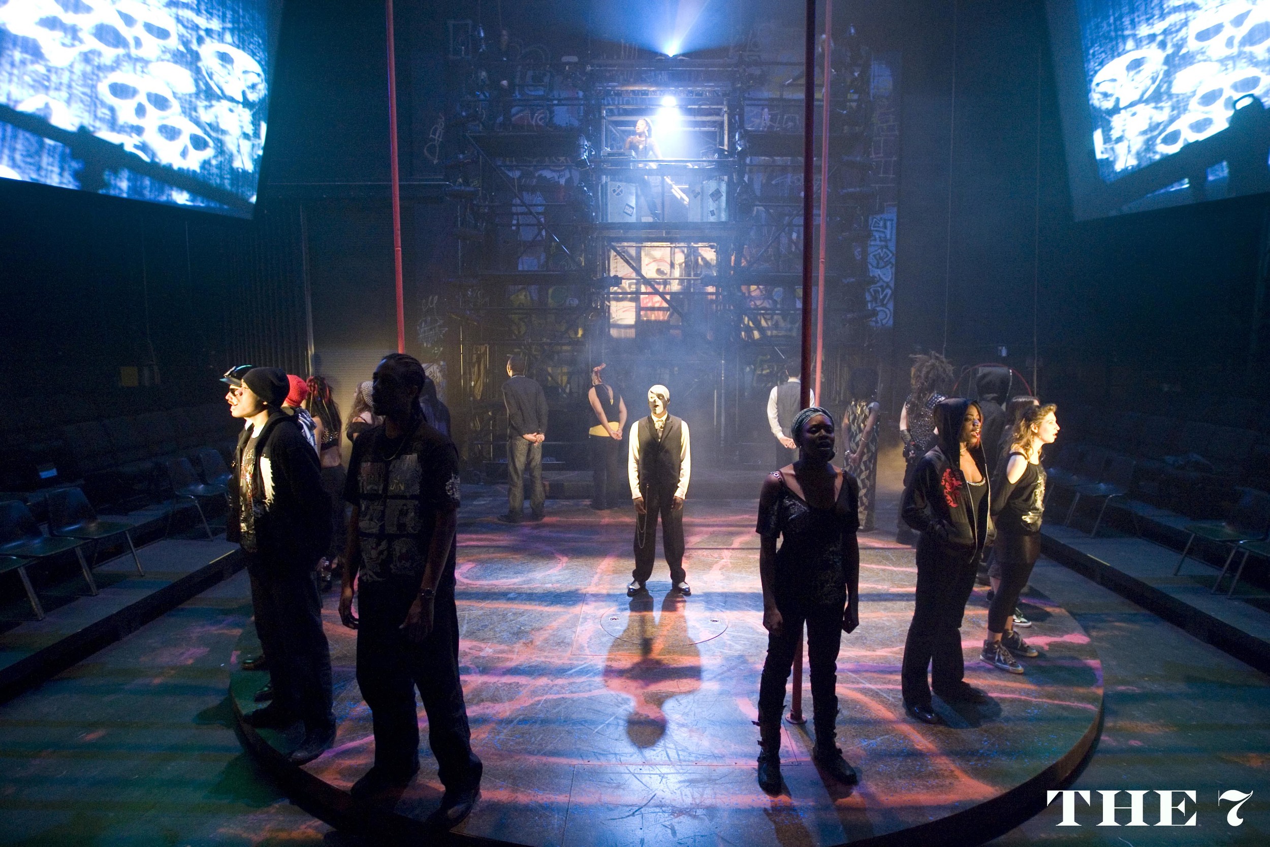 021909_Seven_Photo Call008w:title.jpg