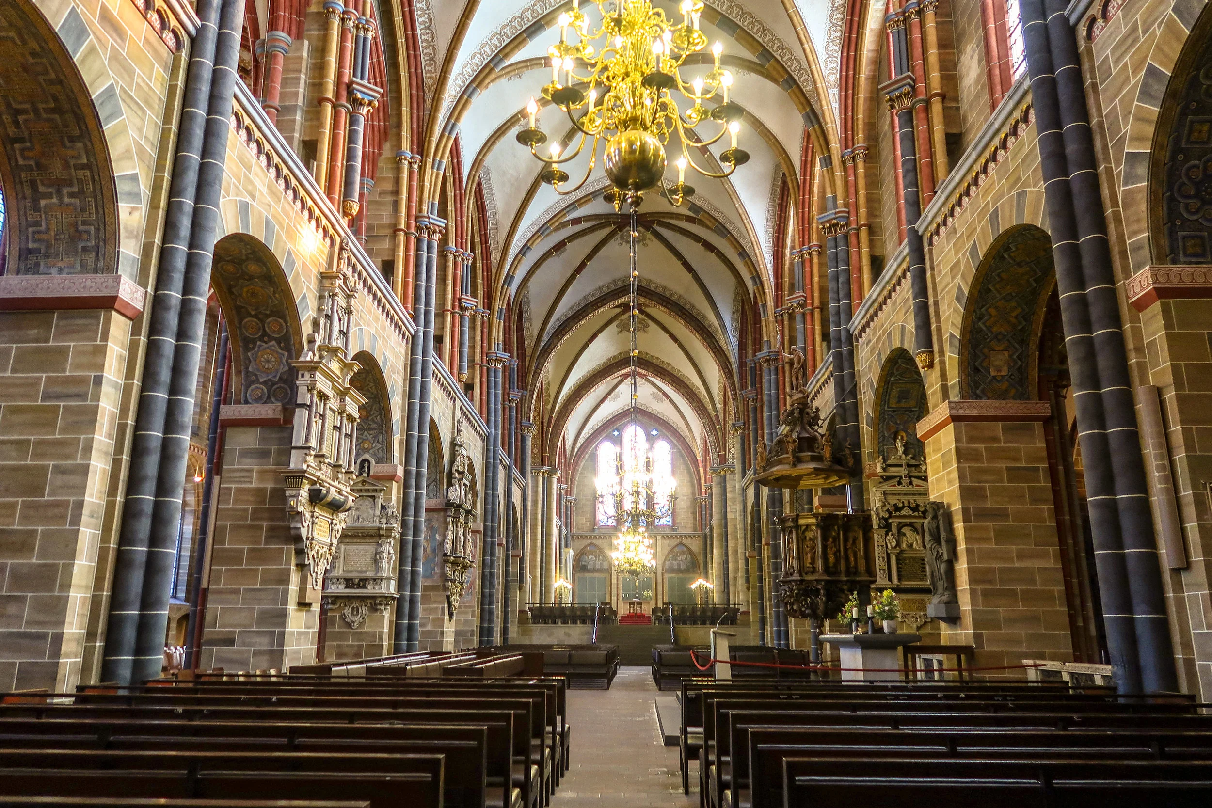 I213: Bremen's remarkable Dom interior