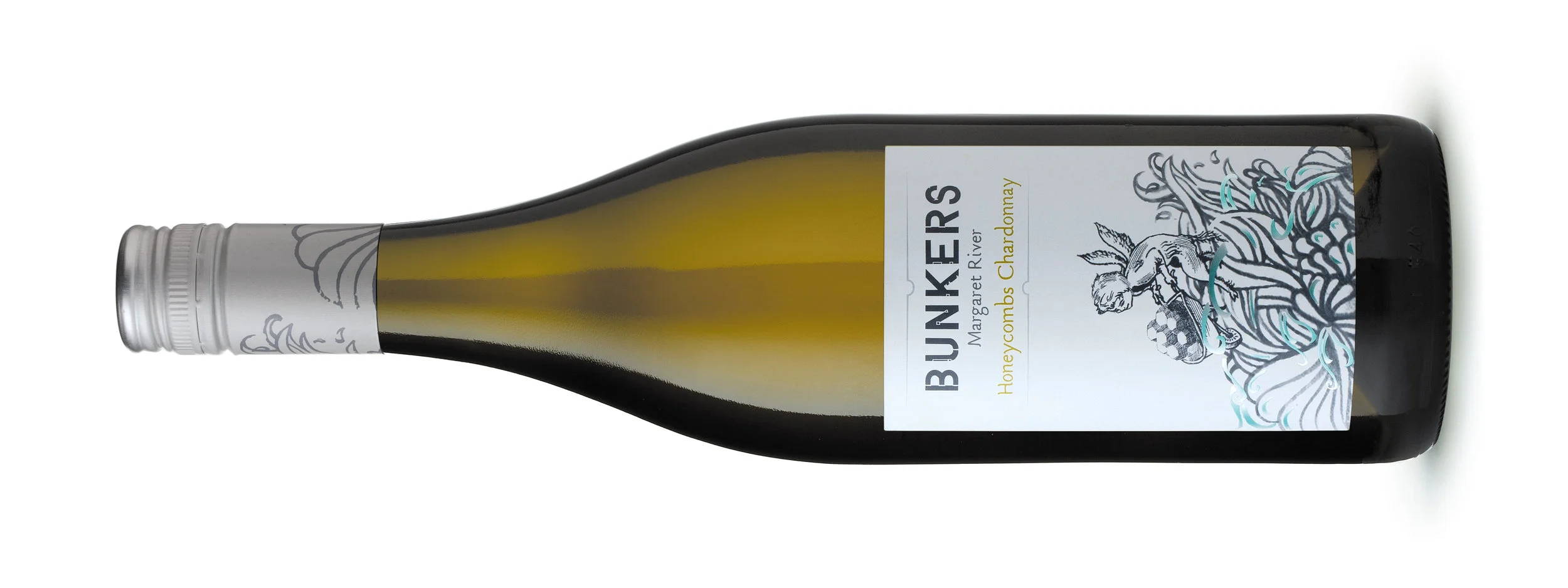 BUNKERS HONEYCOMBS CHARDONNAY バンカーズシャルドネ 原産地: マーガレットリバー 希望小売価格: ¥3480 750ml, 2016, 14.5% Ned Goodwin 87 Points Straightforward, melon-scented chardonnay with a lick of vanillin oak for focus and additional complexity. Some tangy acidity at the back end adds the refreshments factor. メロンの風味をもつシャルドネ。 特記すべきバニリンオークのタッチ、さらに複雑性があります。背景にはシャープな酸味があり、これがワインを新鮮ですっきりとさせる要素となっています。