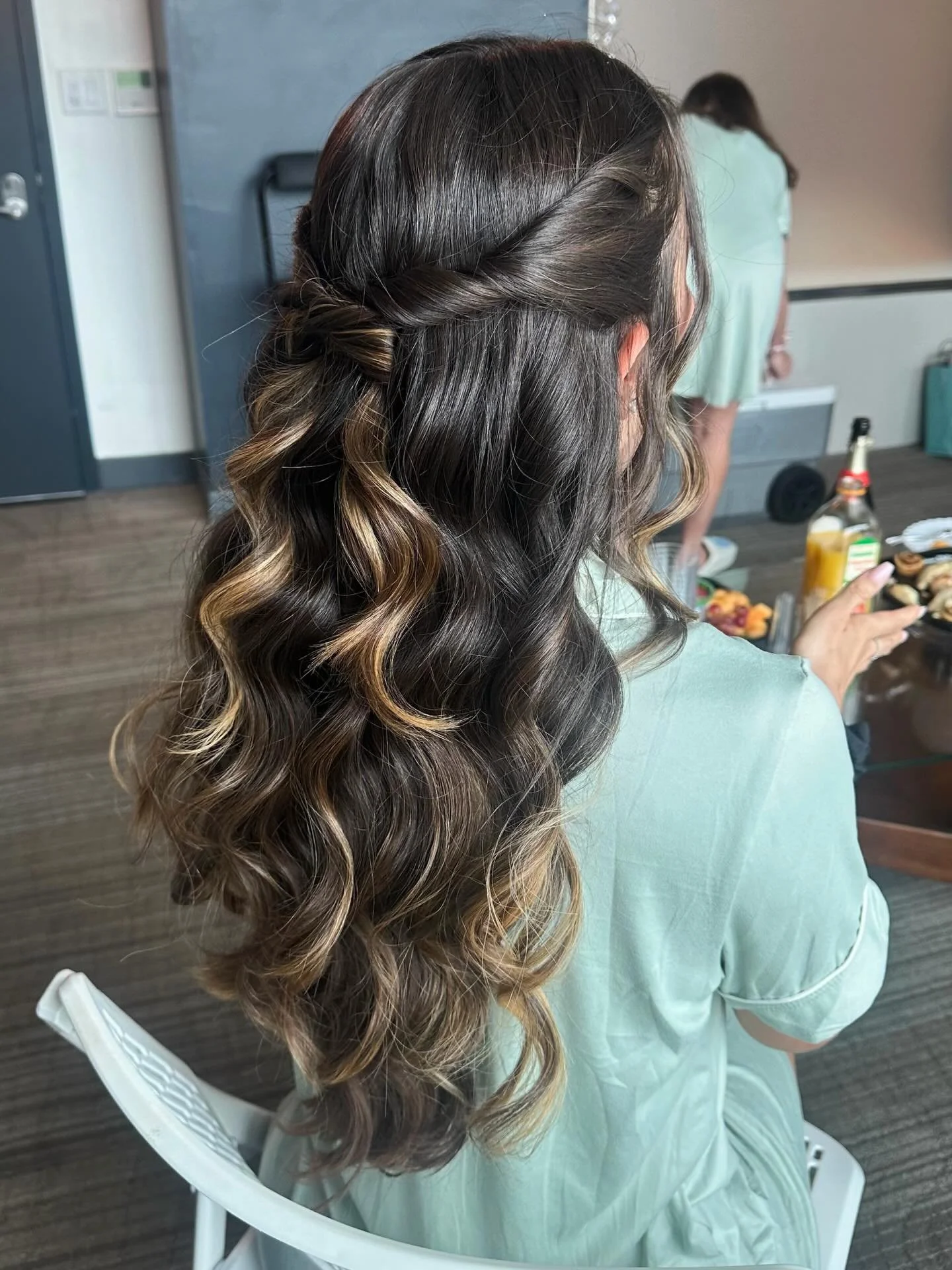 Gorgeous Hairstyling in Boca Raton on the bridesmaid by Taylor .

Boca Raton Bridal Hair &amp; Makeup Team

#bocaratonwedding