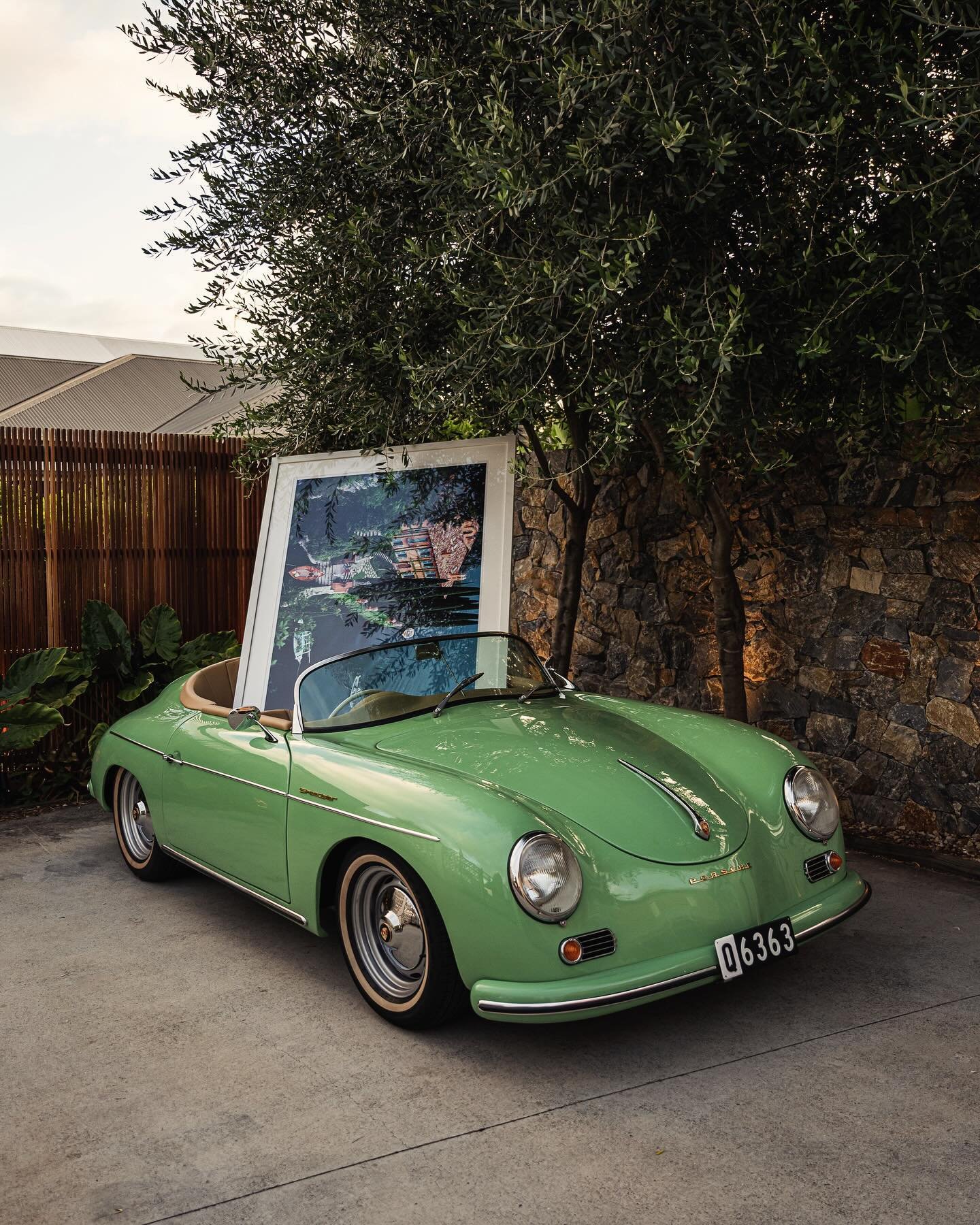 Art Delivery Vehicle 🥸
#slimaarons #porschespeedster