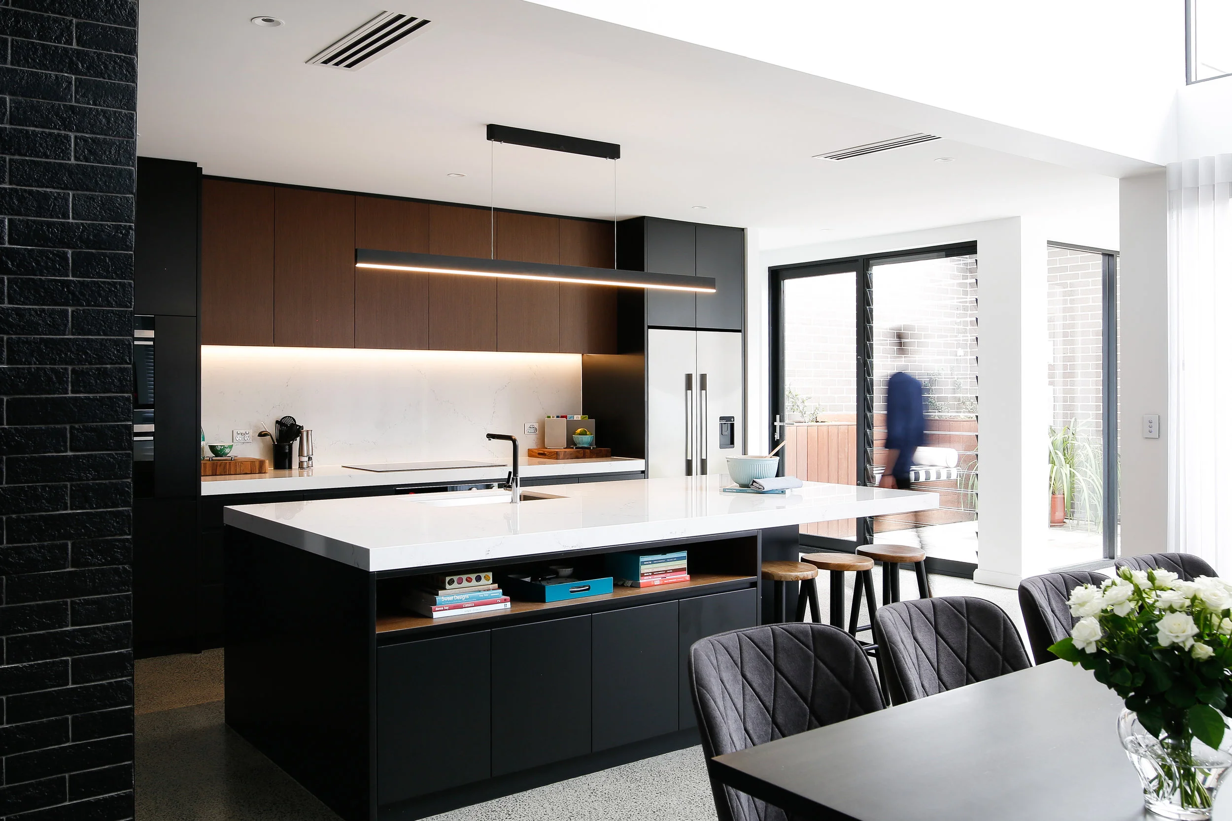 Harrington Grove Residence by Distinctive Living Design. Built by Leon Kmita.