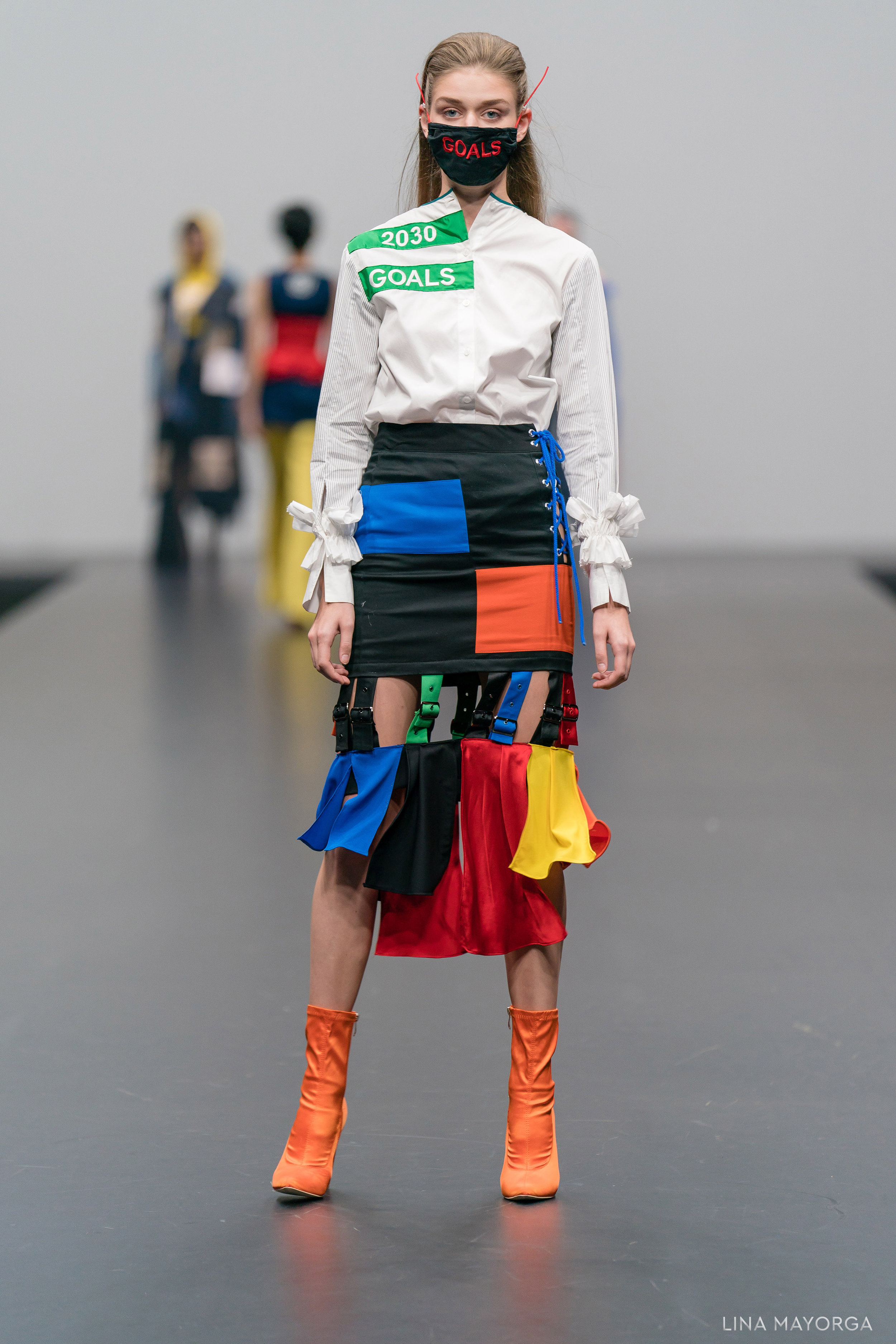 EcoChicDesignAward2017_Finalist_USA_LinaMayorga_Outfit4.jpg