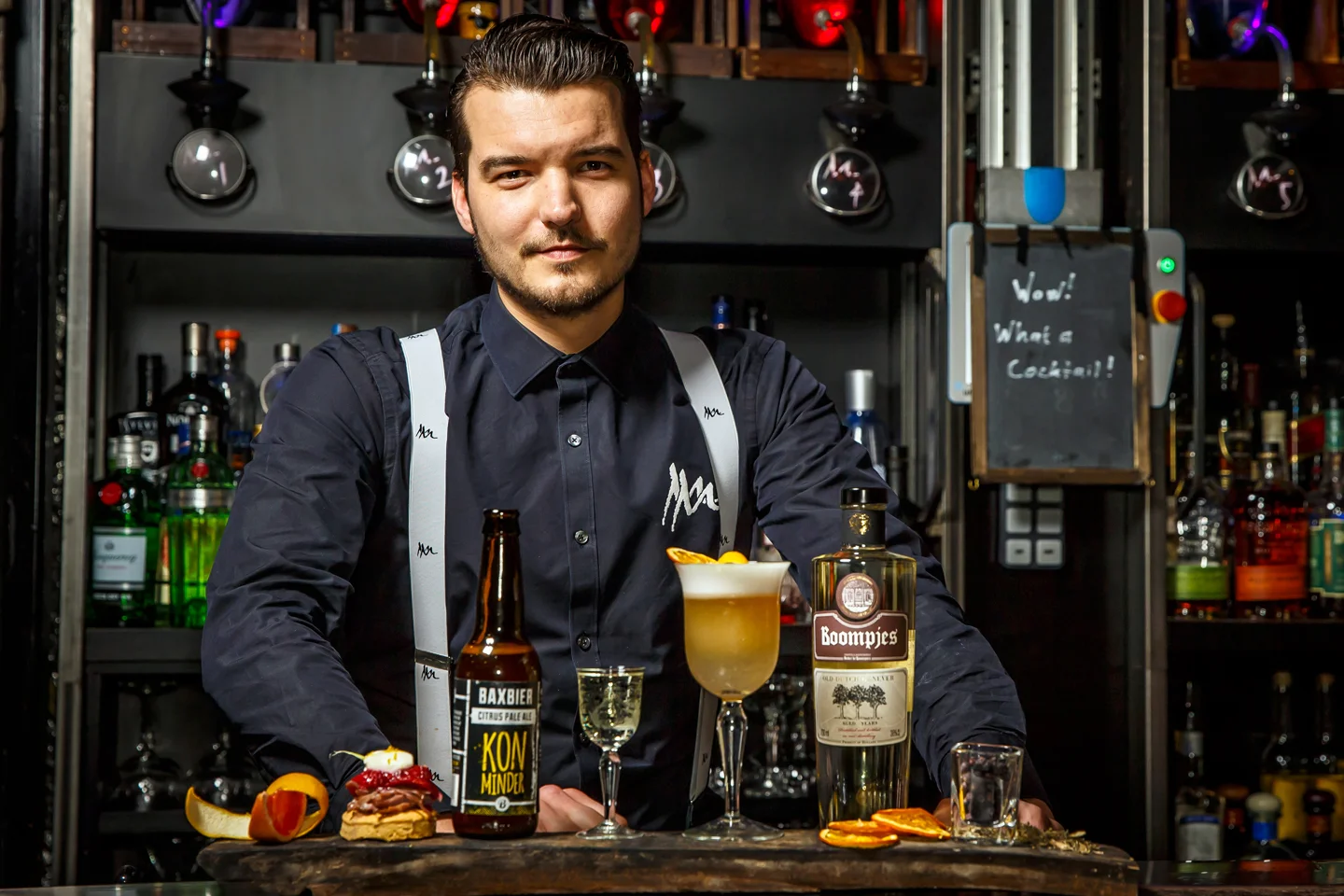 Lennart Deddens often uses genever as a replacement for gin, but he can also be found using old genever to replace bourbon or scotch. “I like to flip through antique cocktail books like Jerry Thomas and Harry Johnson’s Bartender’s Manual and make my own twist on their drinks which demand for Holland gin,” says Lennart. Gin Julep and John Collins are among these drinks.