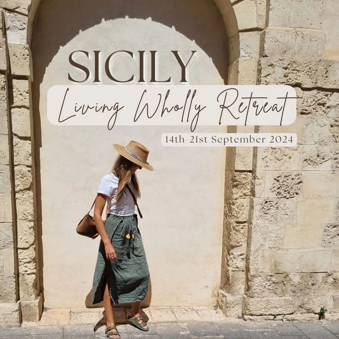 Have you been yearning to uncover the magic of southern Europe?

Connect with the deepest stirrings of your heart? 

Find a space of rest and regeneration?

Unravel the places that feel stuck or fragmented within you?

Then you have arrived in the ri