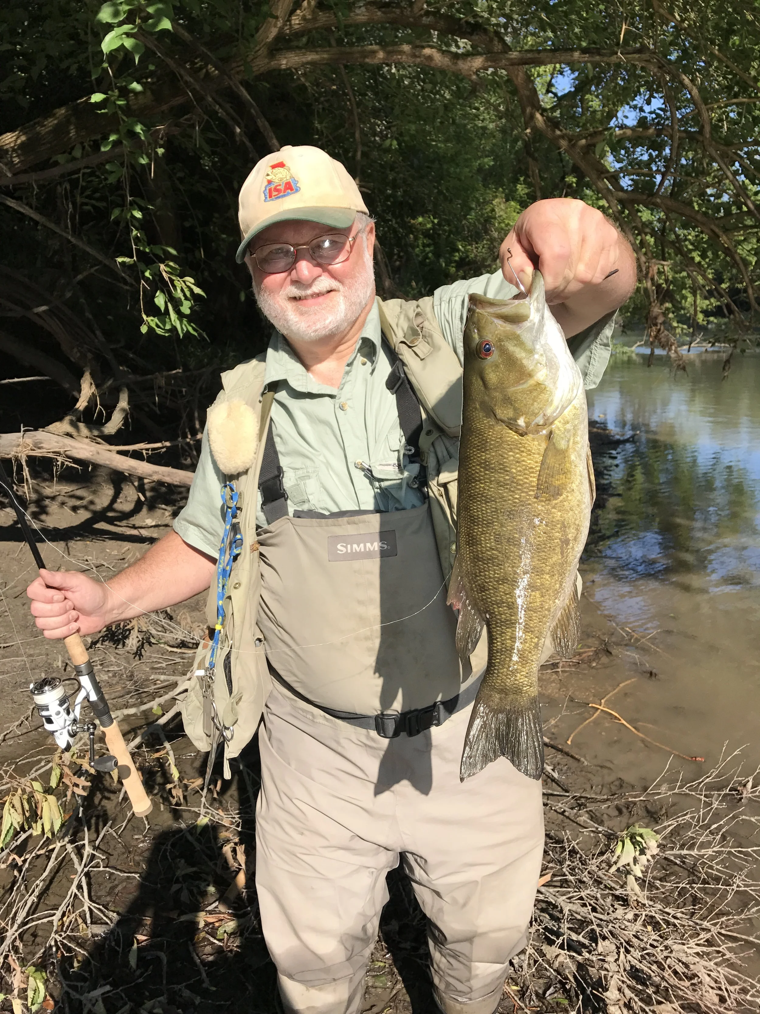 Kenny G with a REAL DANDY Bronzeback from the Vermilion River